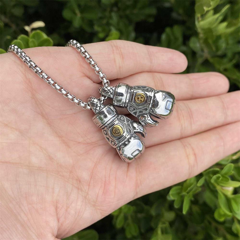 Pathfinder Heirloom Metal Necklace