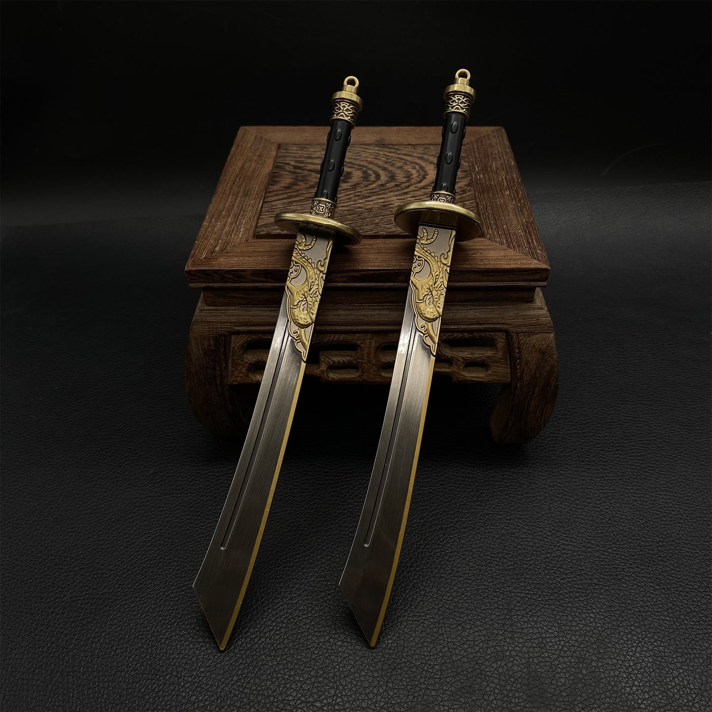 Peaceful Twin Blades Metal Replica