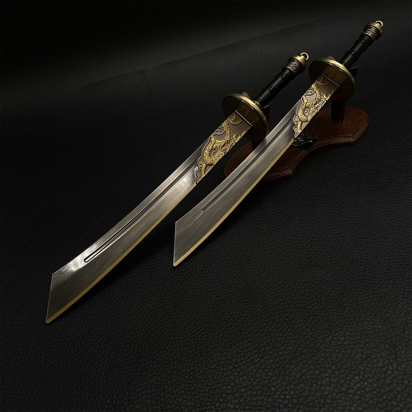 Peaceful Twin Blades Metal Replica
