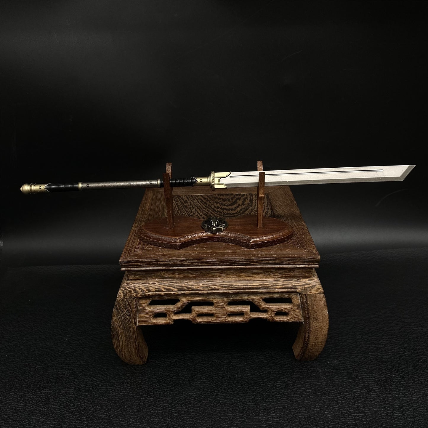 Ancient China PoDao Simple Broadsword Metal Replica