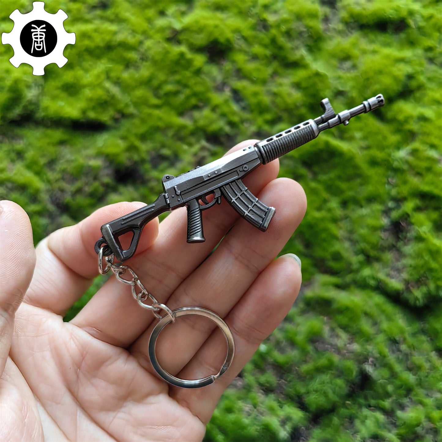 21 in 1 World Famous Assault Rifle Gun Keychain Metal Pendant For Military Hobby