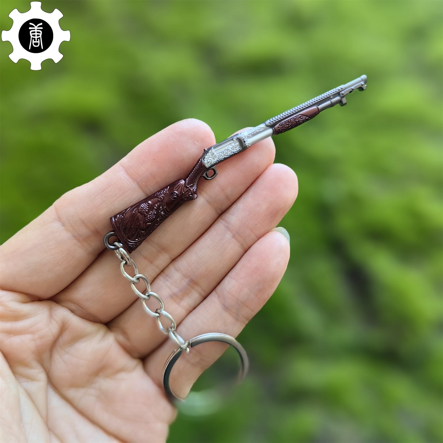RE8 Metal Mini Gun Keychain 6 In 1 Pack