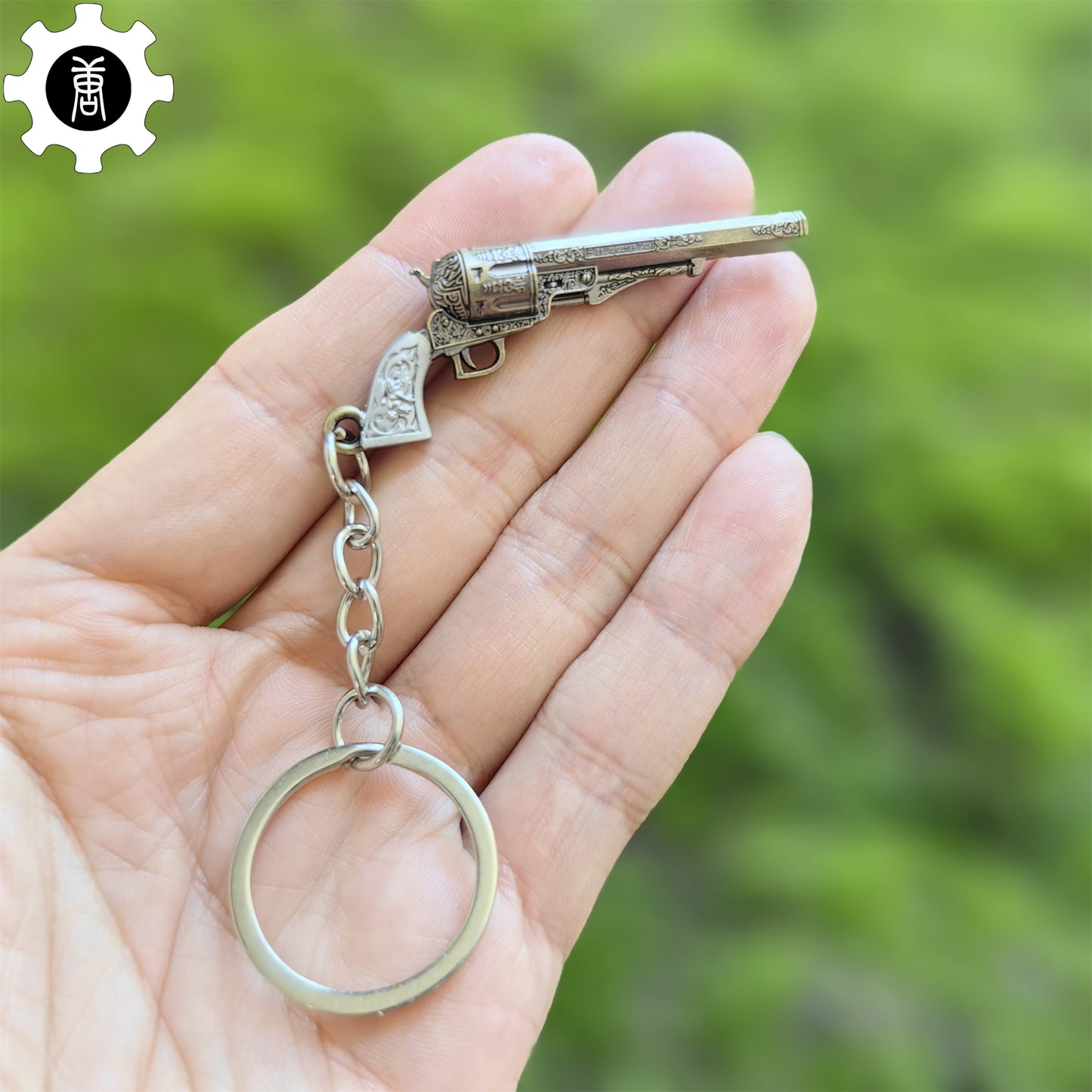 RE8 Metal Mini Gun Keychain 6 In 1 Pack