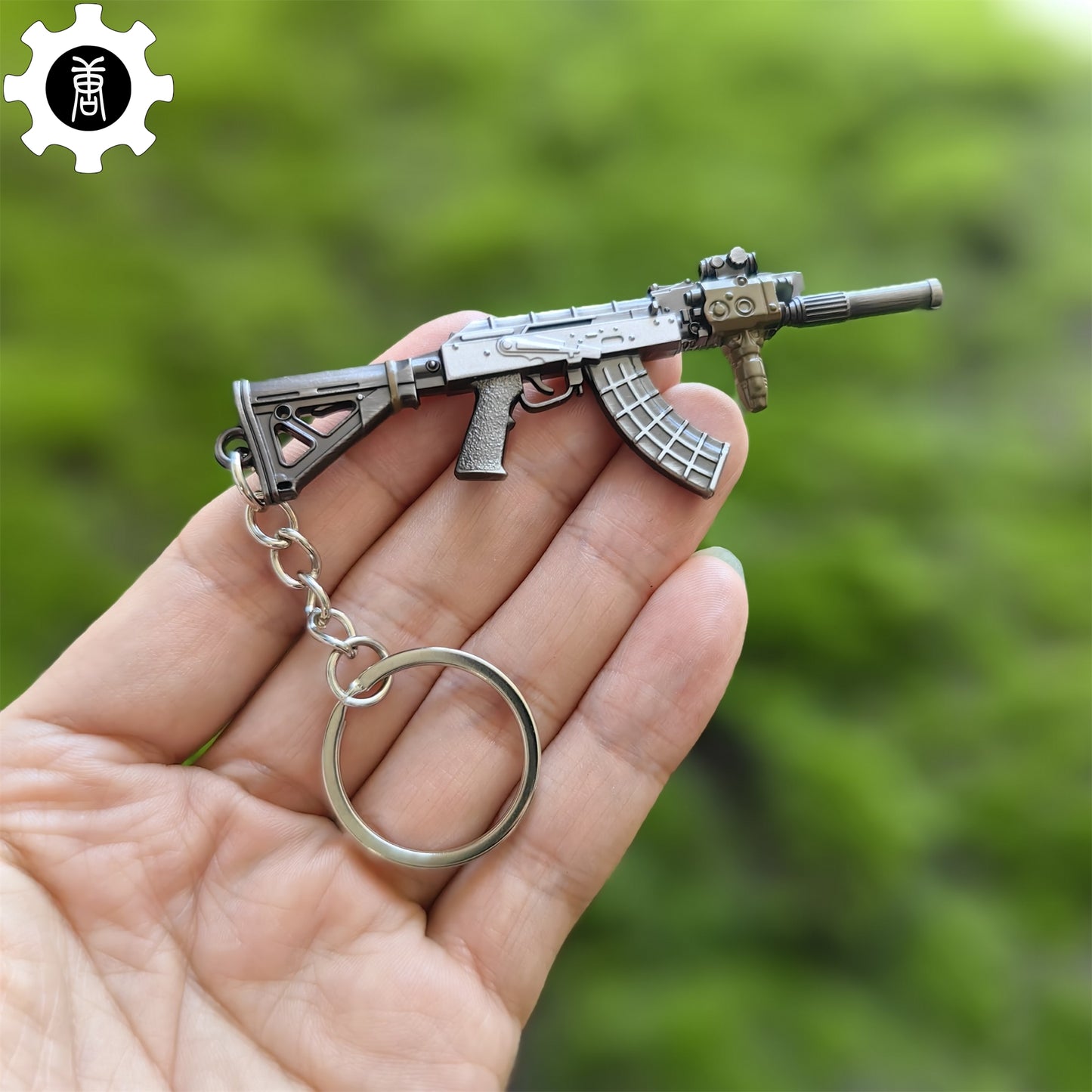RE8 Metal Mini Gun Keychain 6 In 1 Pack