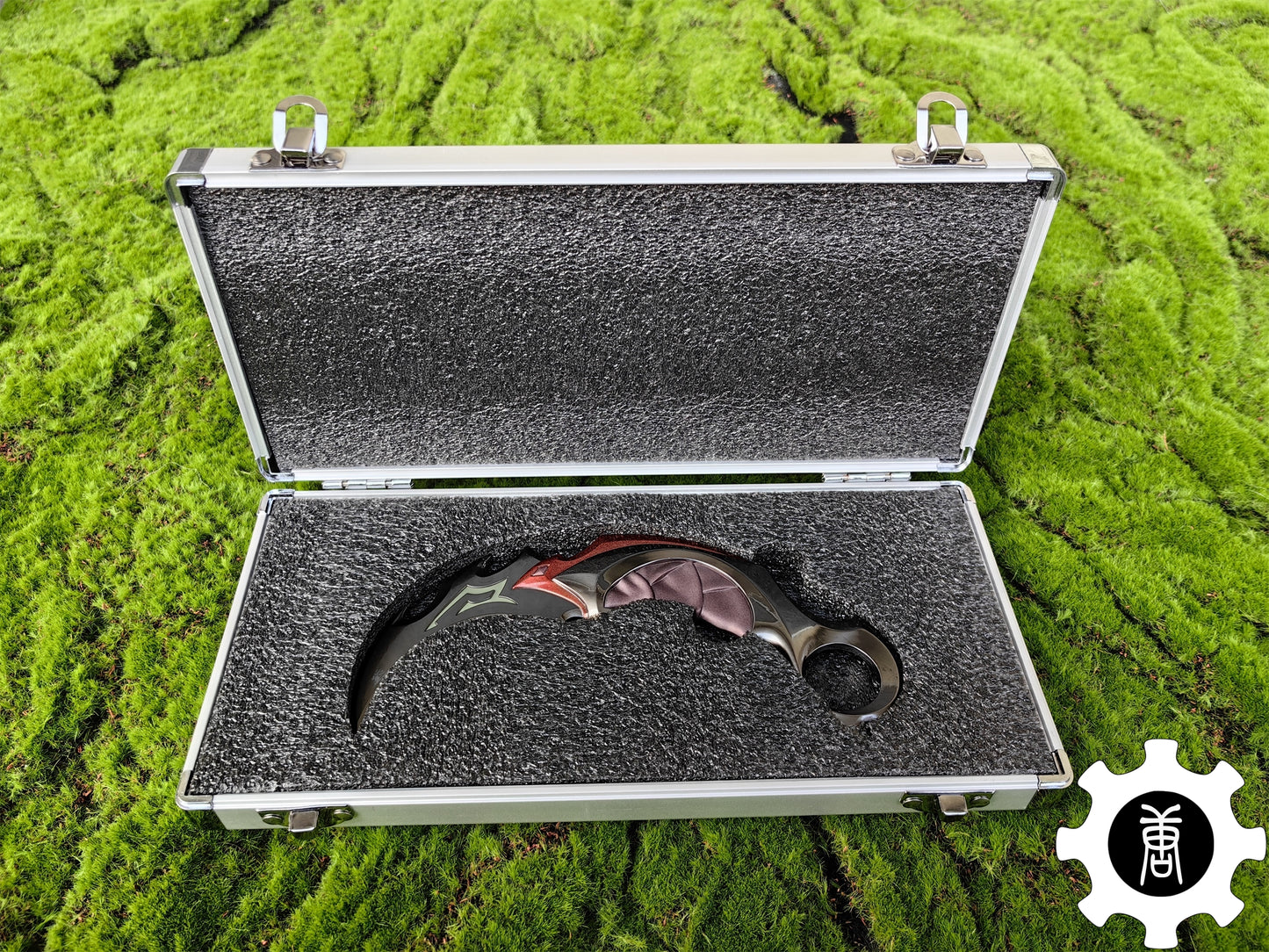 Metal Reaver Karambit Gift Box USA Only