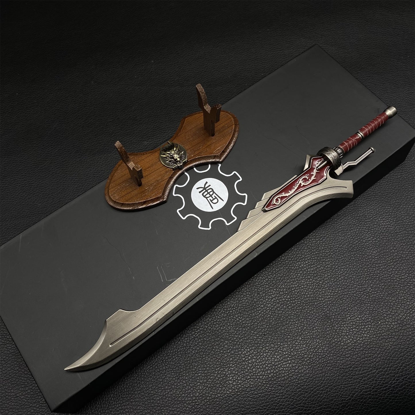 Red Queen Sword Metal Replica 1/6 Scale