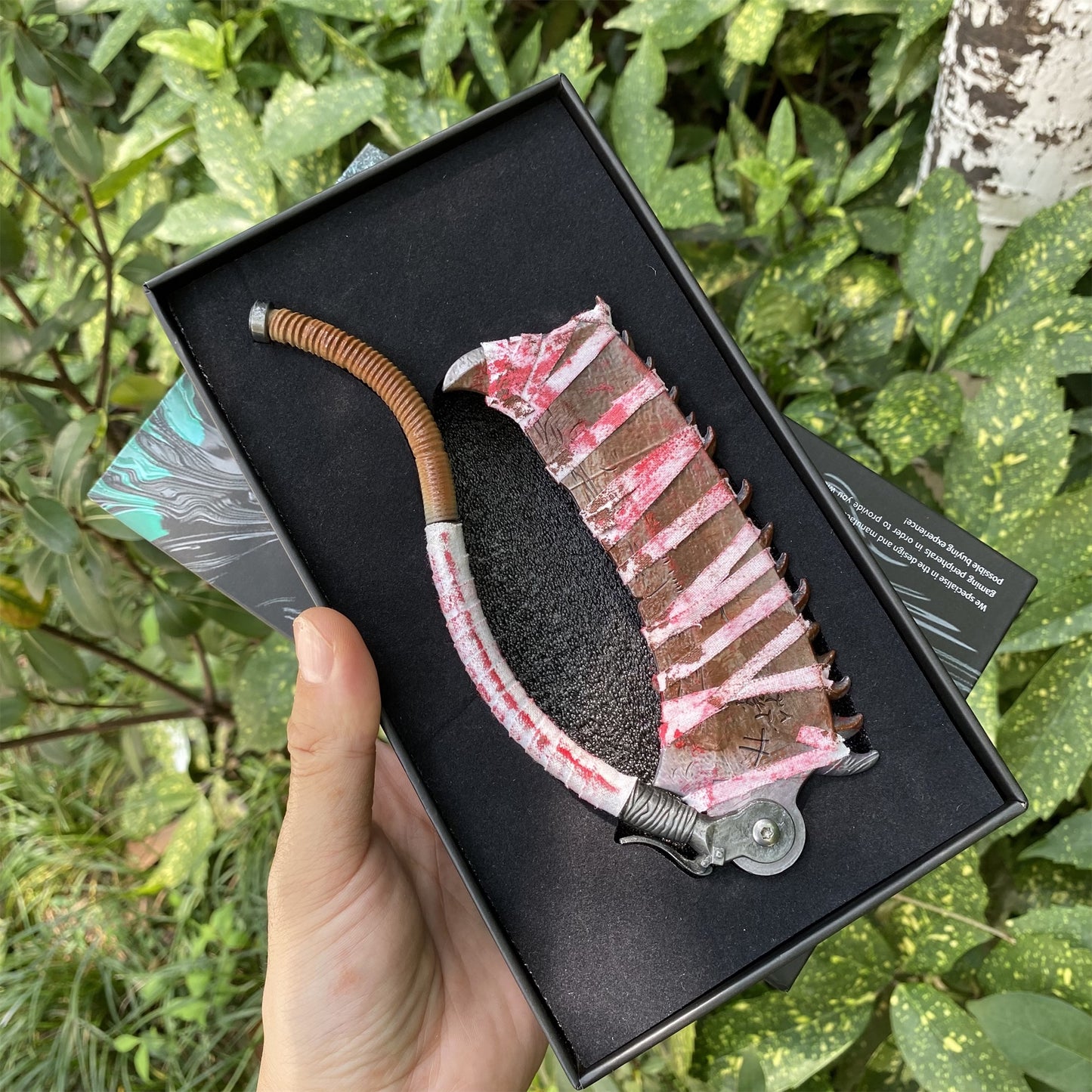 1/6 Metal Saw Cleaver Replica Miniature