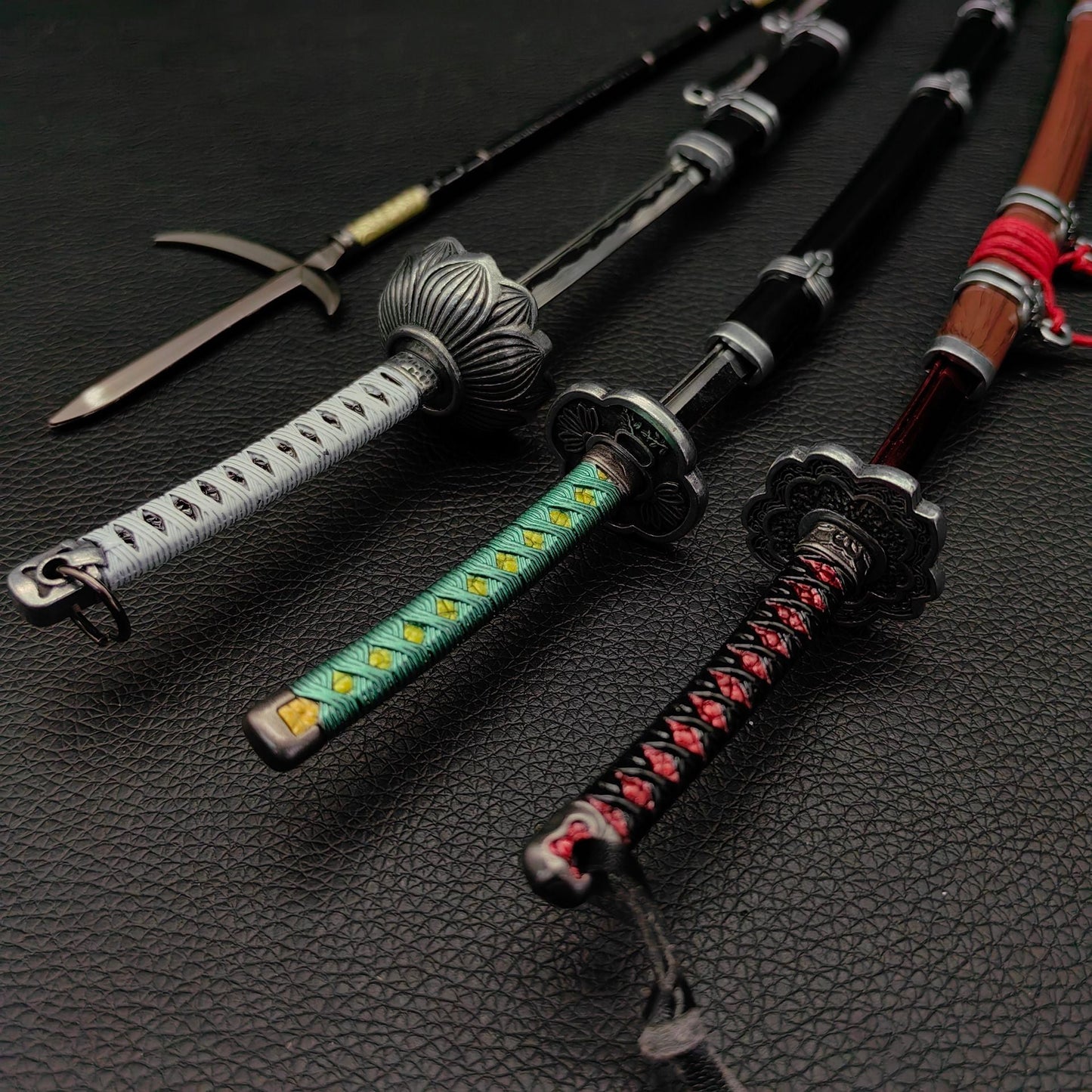 Kusabimaru Gracious Gift of Tears Open Gate Isshin Spear 4 In 1 Pack