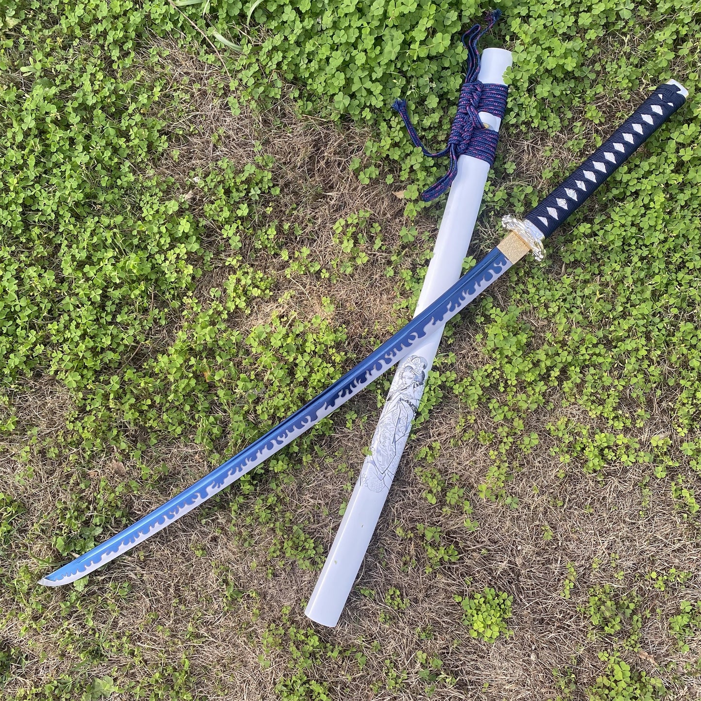 Japanese Katana Life-size Silver Lock Dancing Maiden Katana Replica