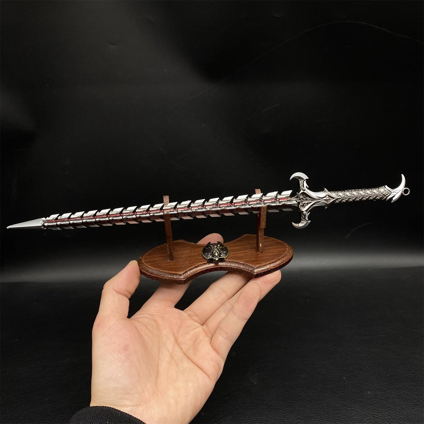 Game Peripheral Metal Weapon Snake Blade Fan Mini Replica