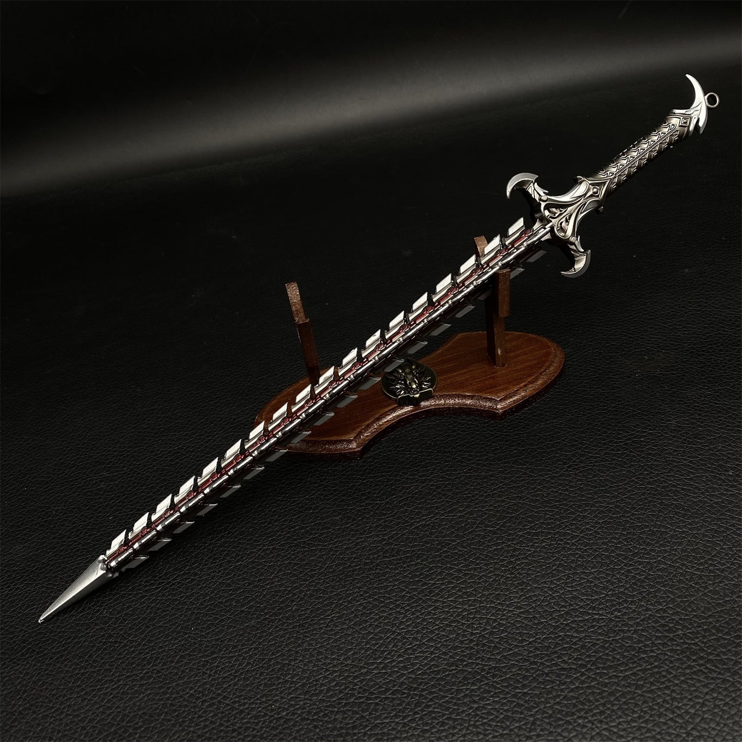 Game Peripheral Metal Weapon Snake Blade Fan Mini Replica