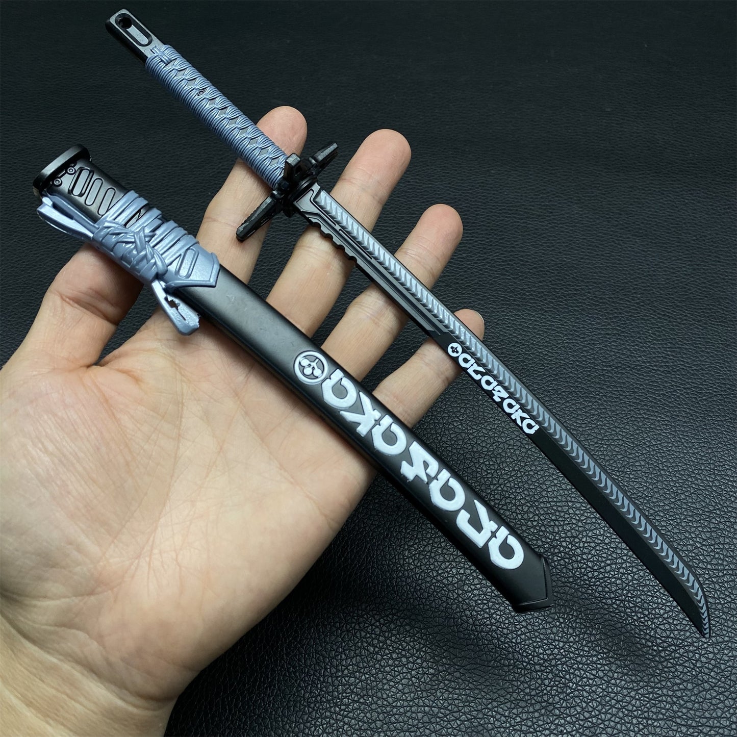 Arena Breakout Game Knife Metal Replica For Collection