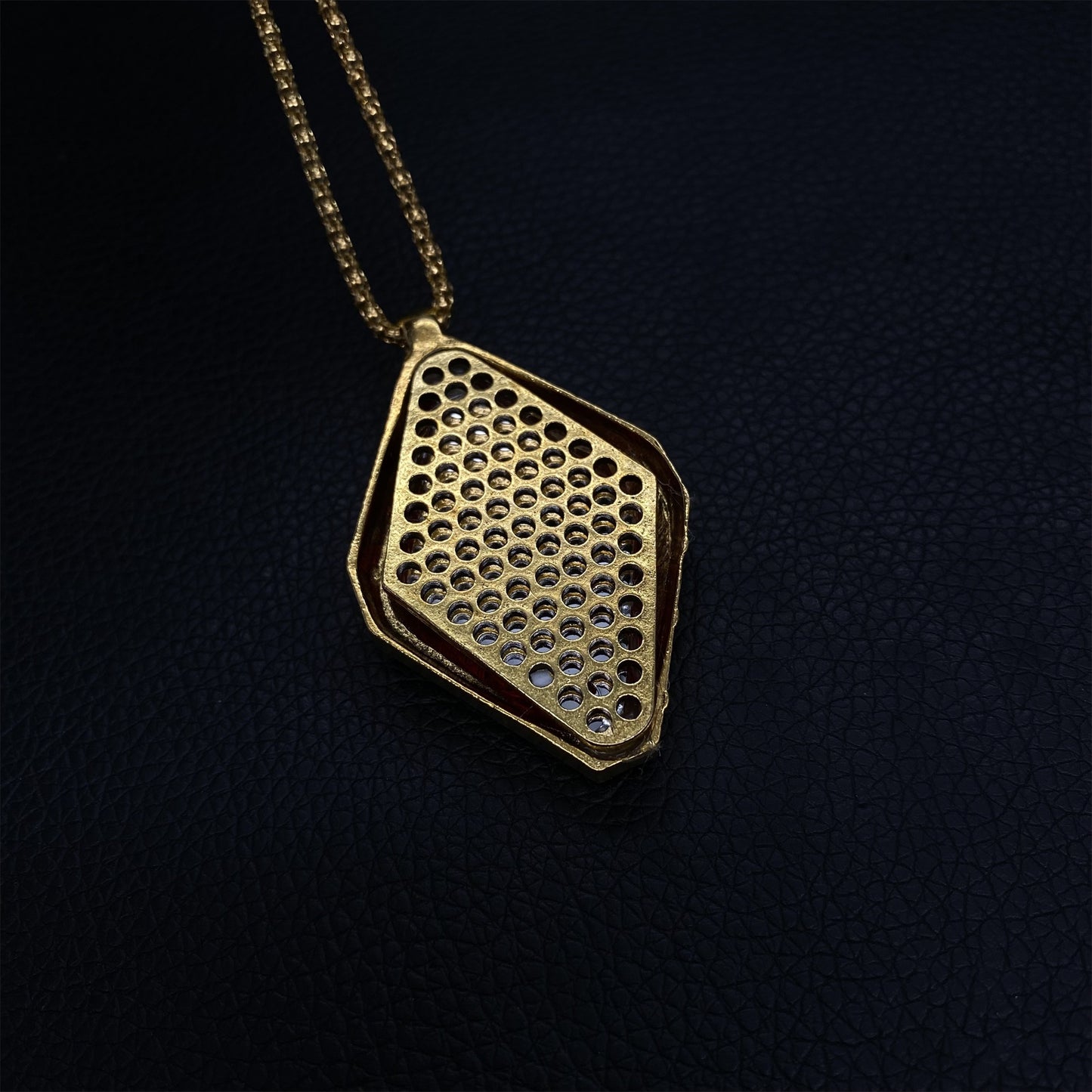 The Submerged King's Necklace Alloy Replica