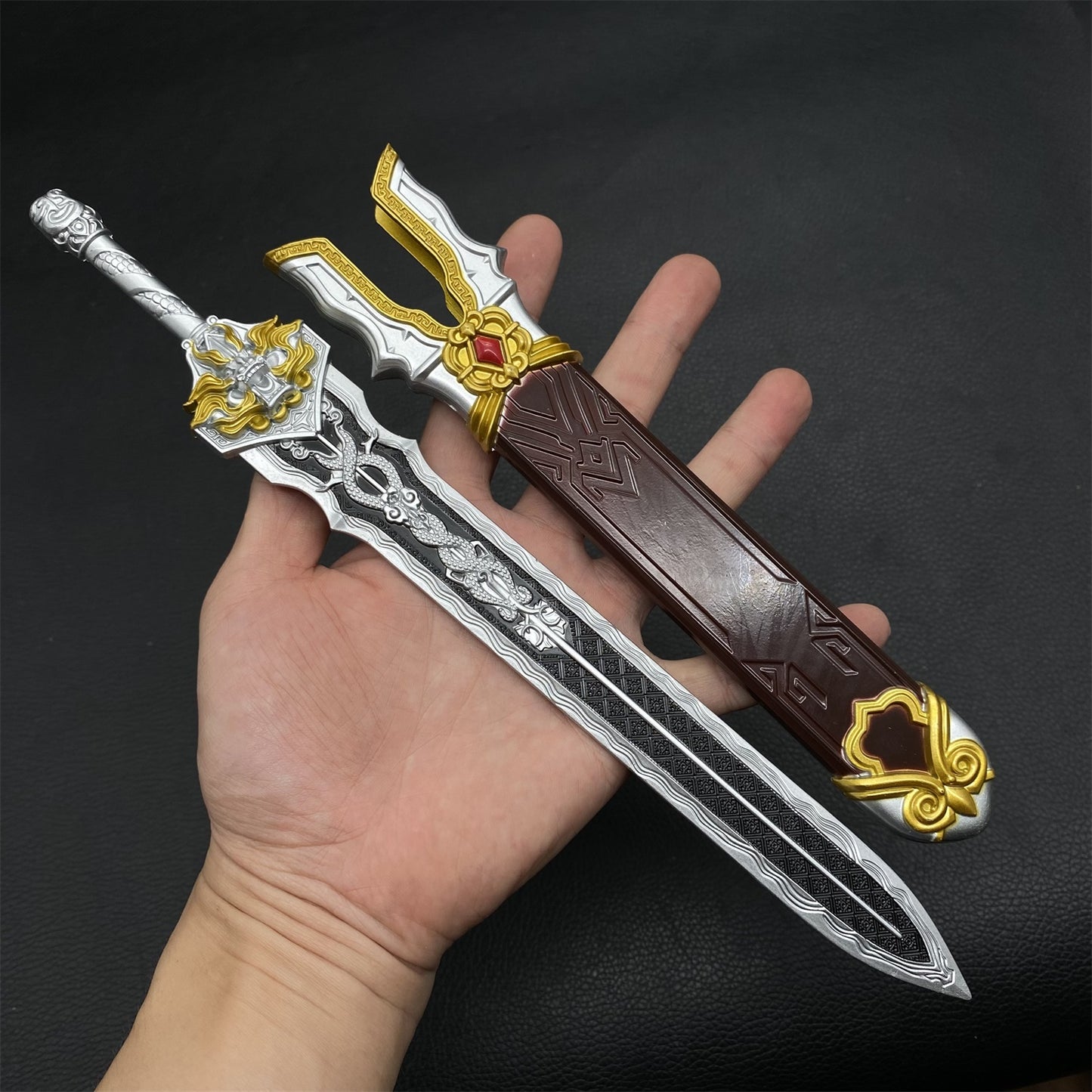 Anime Peripherals Metal Tiny Sword Replicas