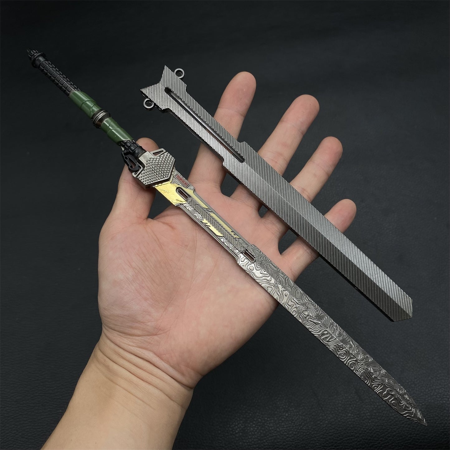 Anime Peripherals Metal Tiny Sword Replicas