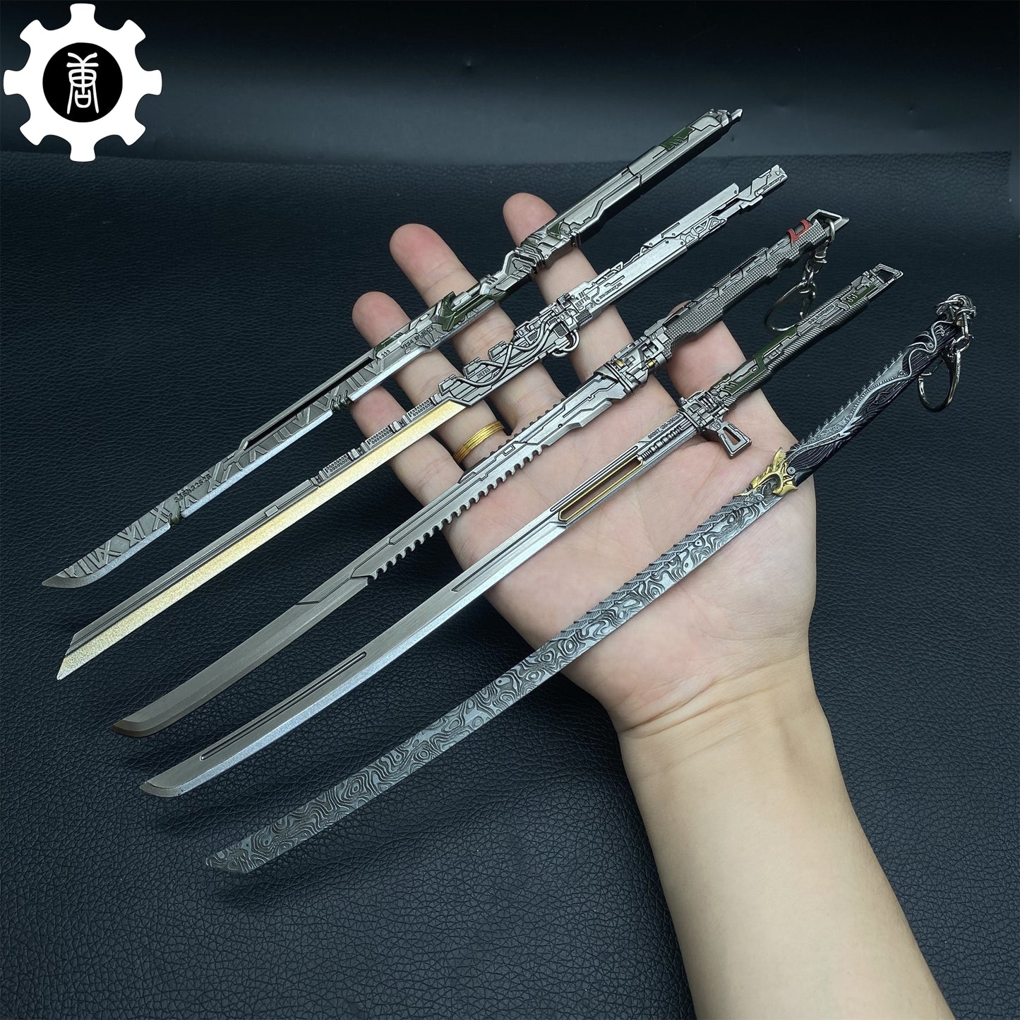 Hot Game TCGR Mini Katanas Metal Replica 8 Options