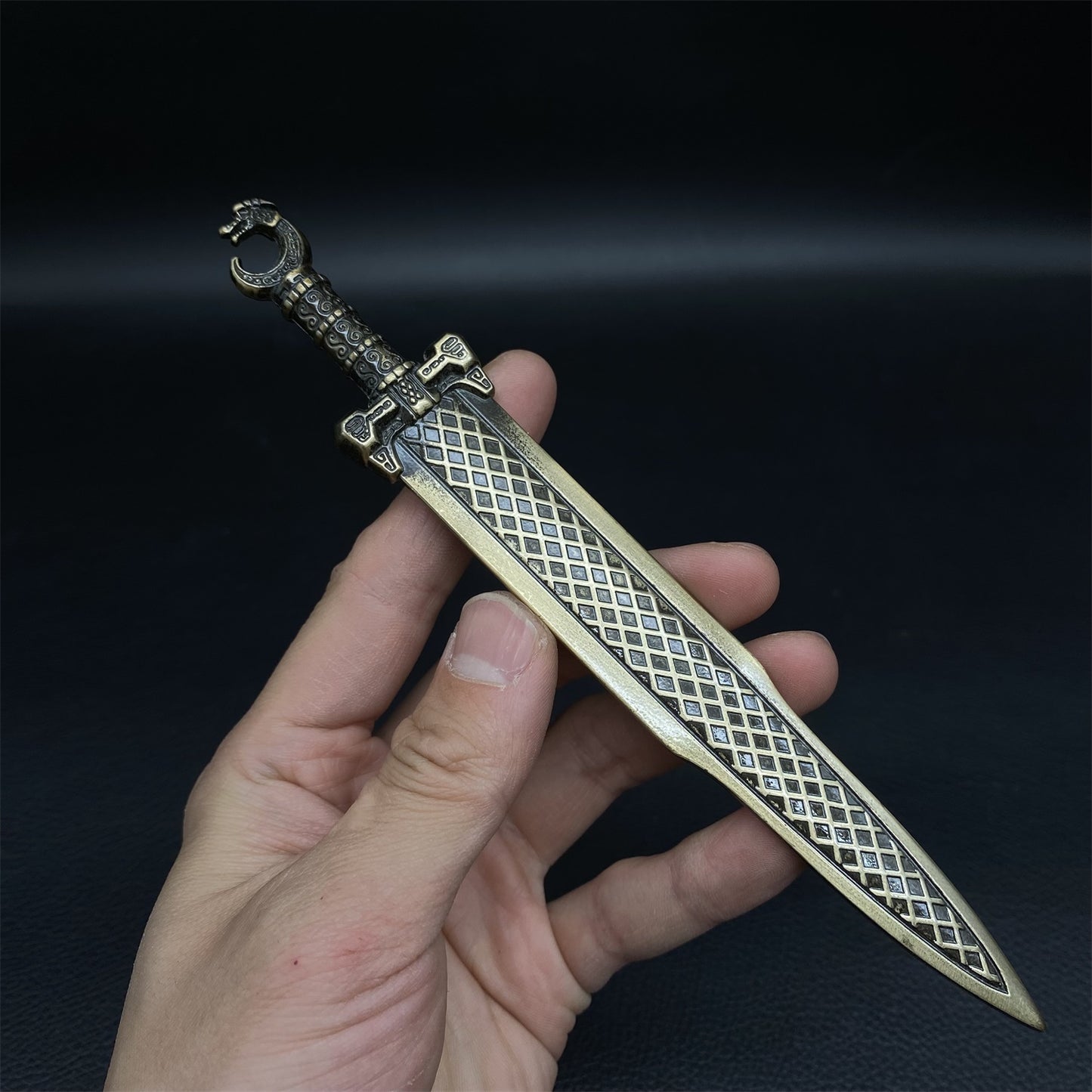 Game Peripheral TaiE Sword Metal Mini Replica