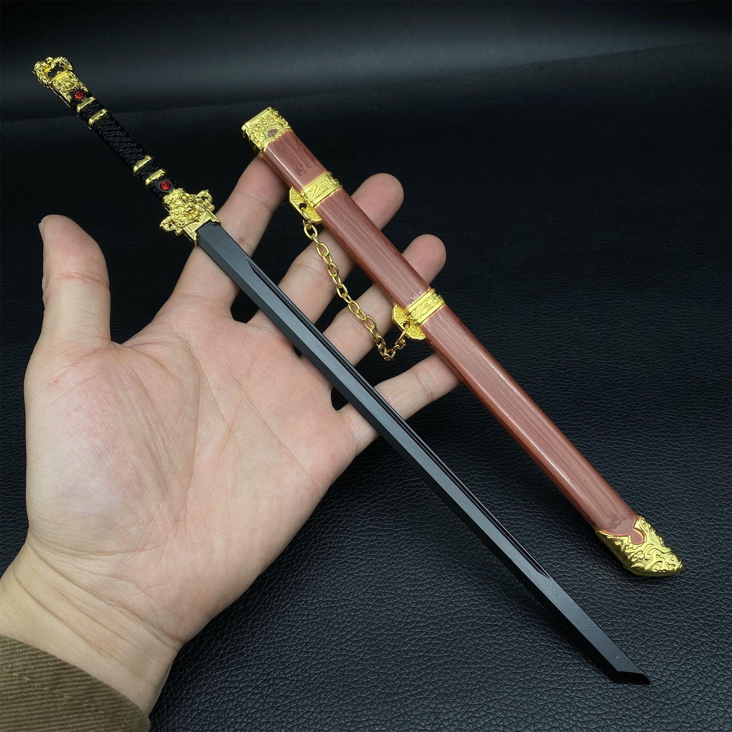 Chinese Tang Dynasty Hengdao 11.4'' Metal Replica