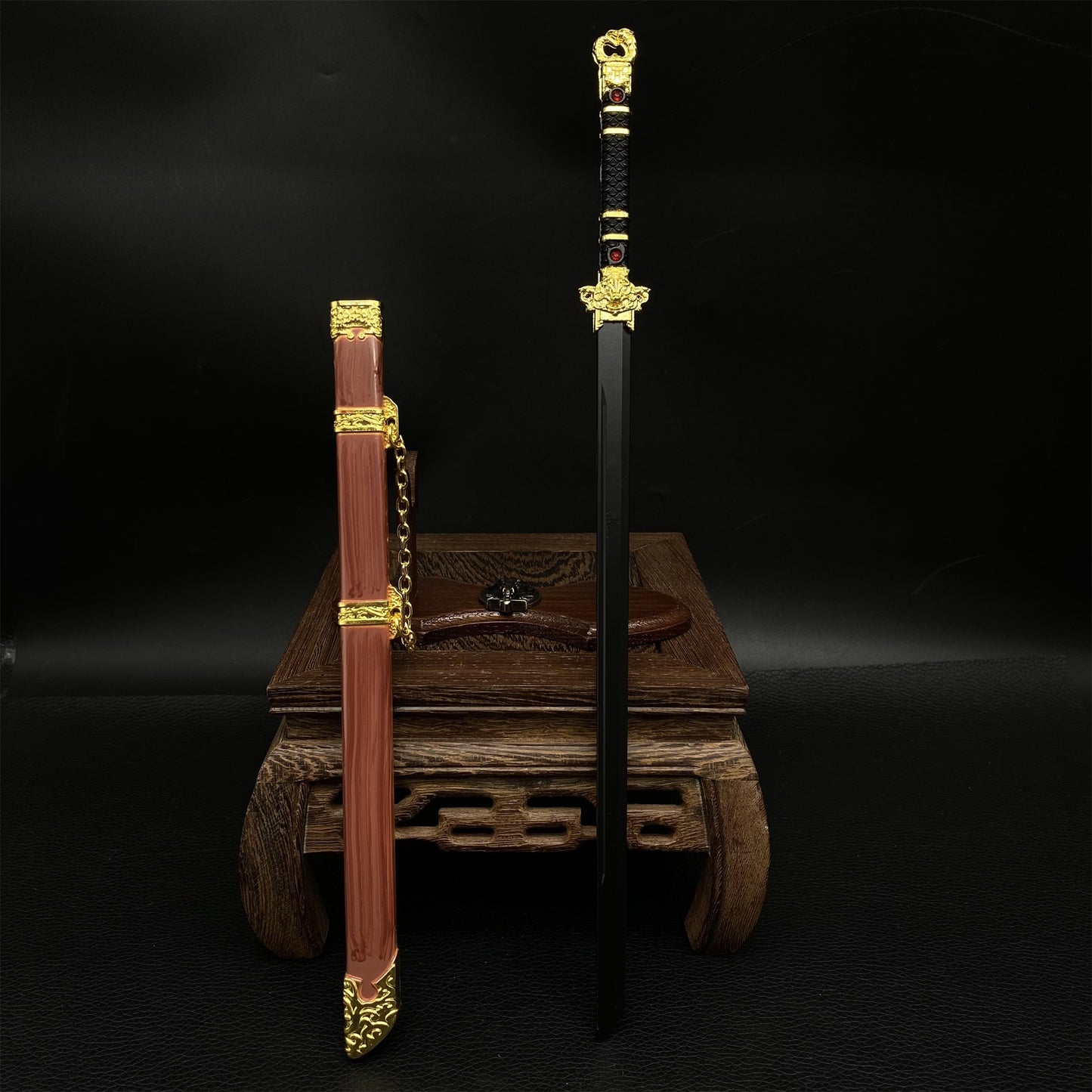 Chinese Tang Dynasty Hengdao 11.4'' Metal Replica