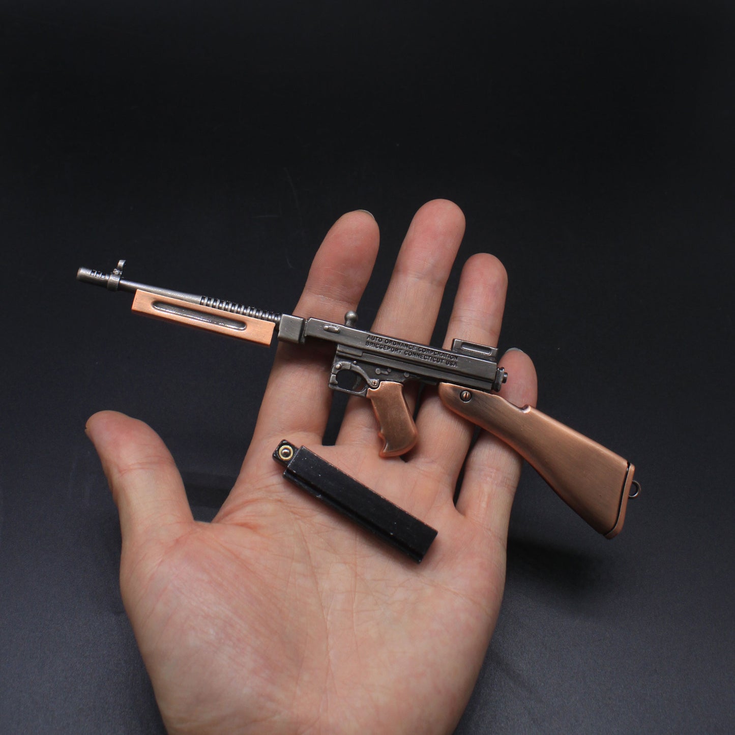 Thompson Submachine Miniature Metal SMG Gun 16.5CM/6.5"