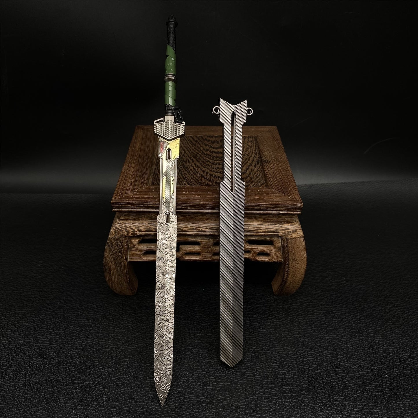 Game Peripheral Three Feet A Tactical Sword