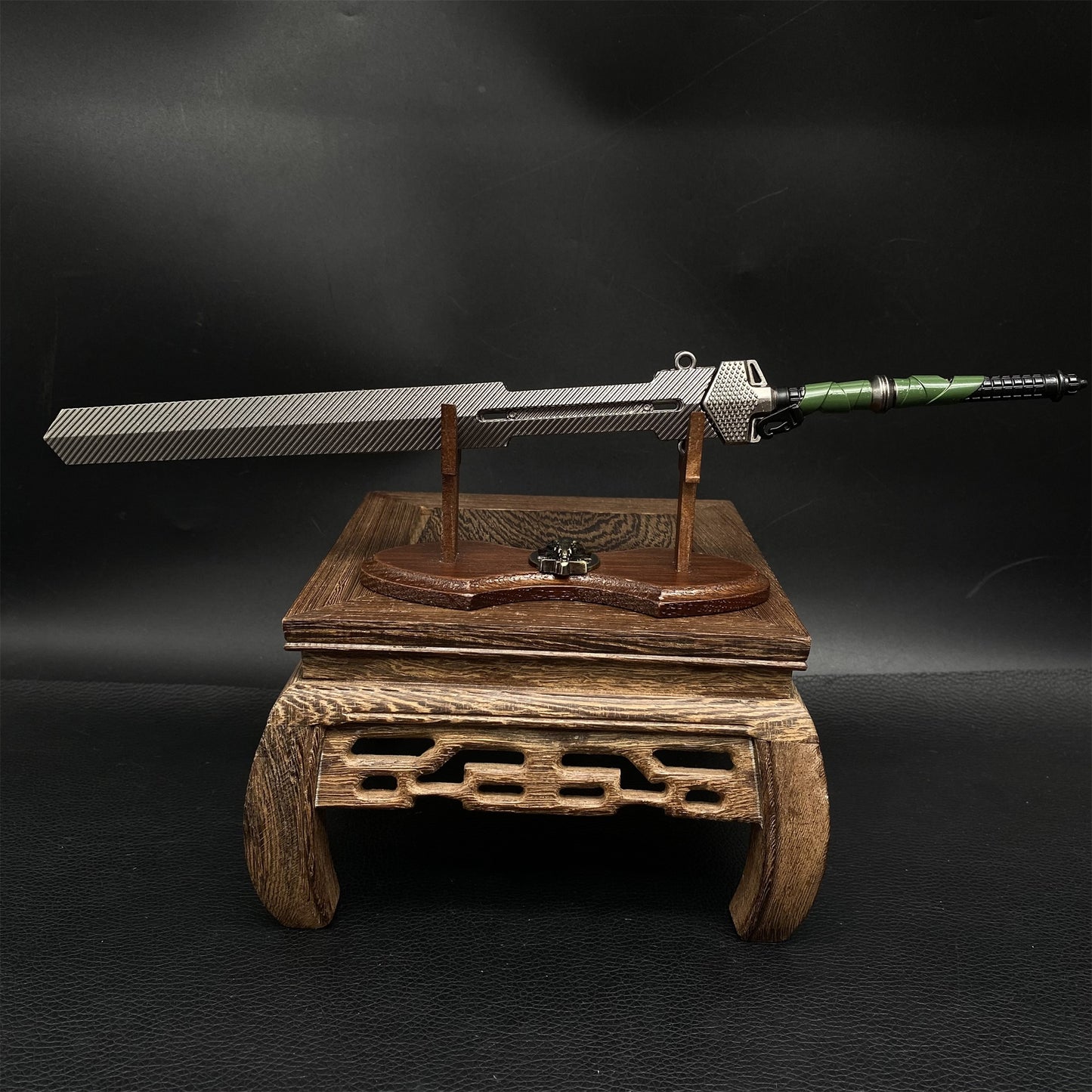 Game Peripheral Three Feet A Tactical Sword