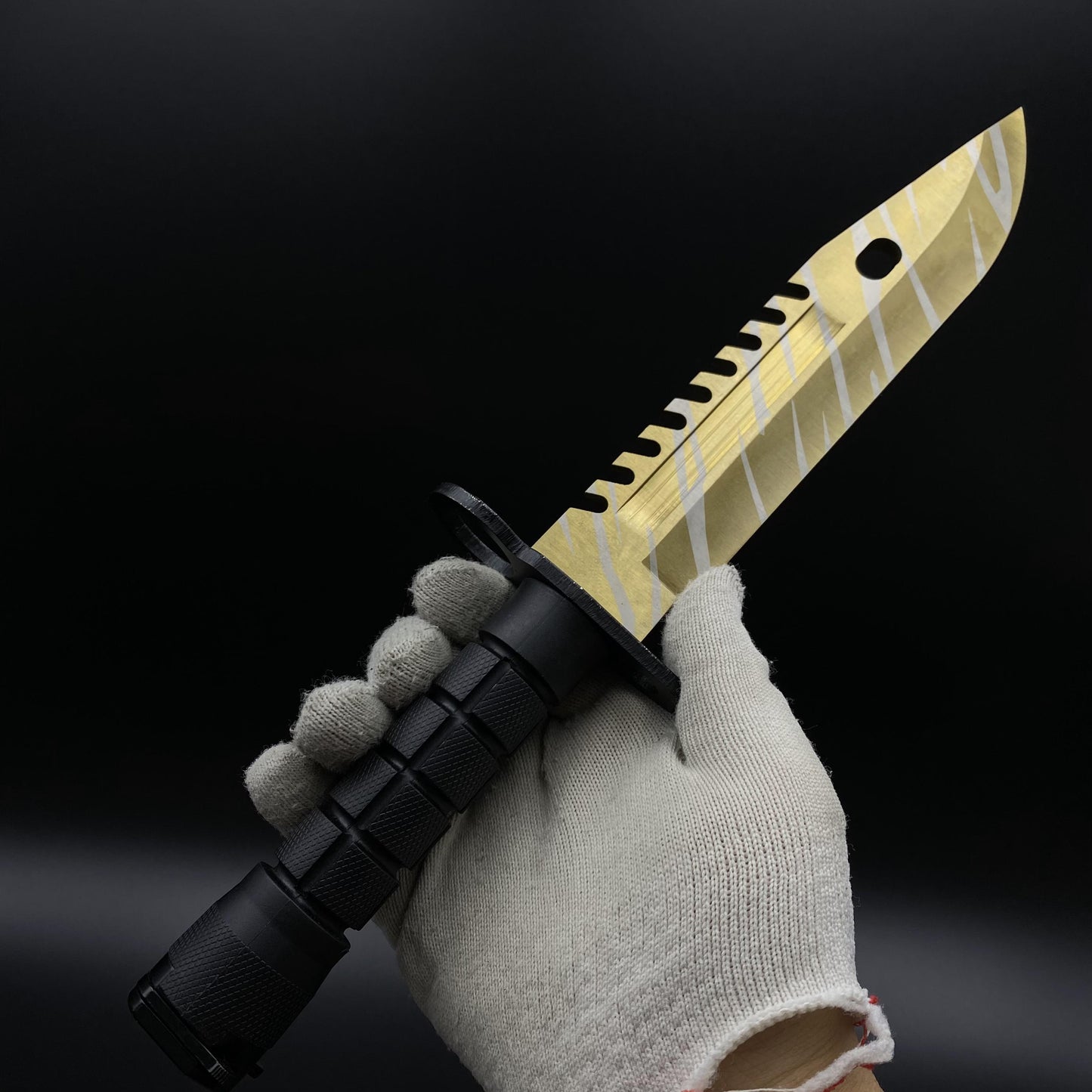 Life-Size CS Tiger Tooth Skin M9 Bayonet 420 Steel Dull Blade Replica For Collection
