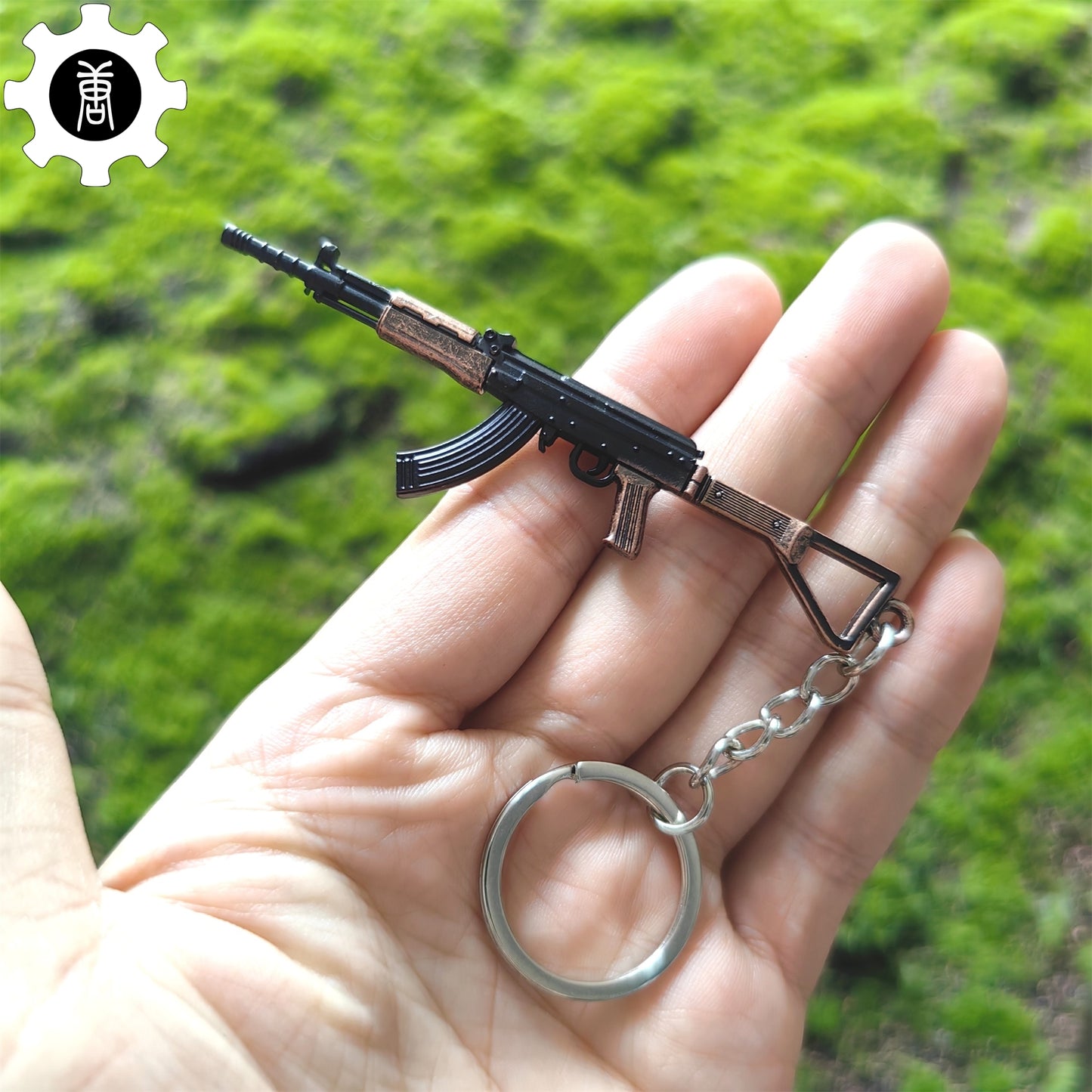 21 in 1 World Famous Assault Rifle Gun Keychain Metal Pendant For Military Hobby