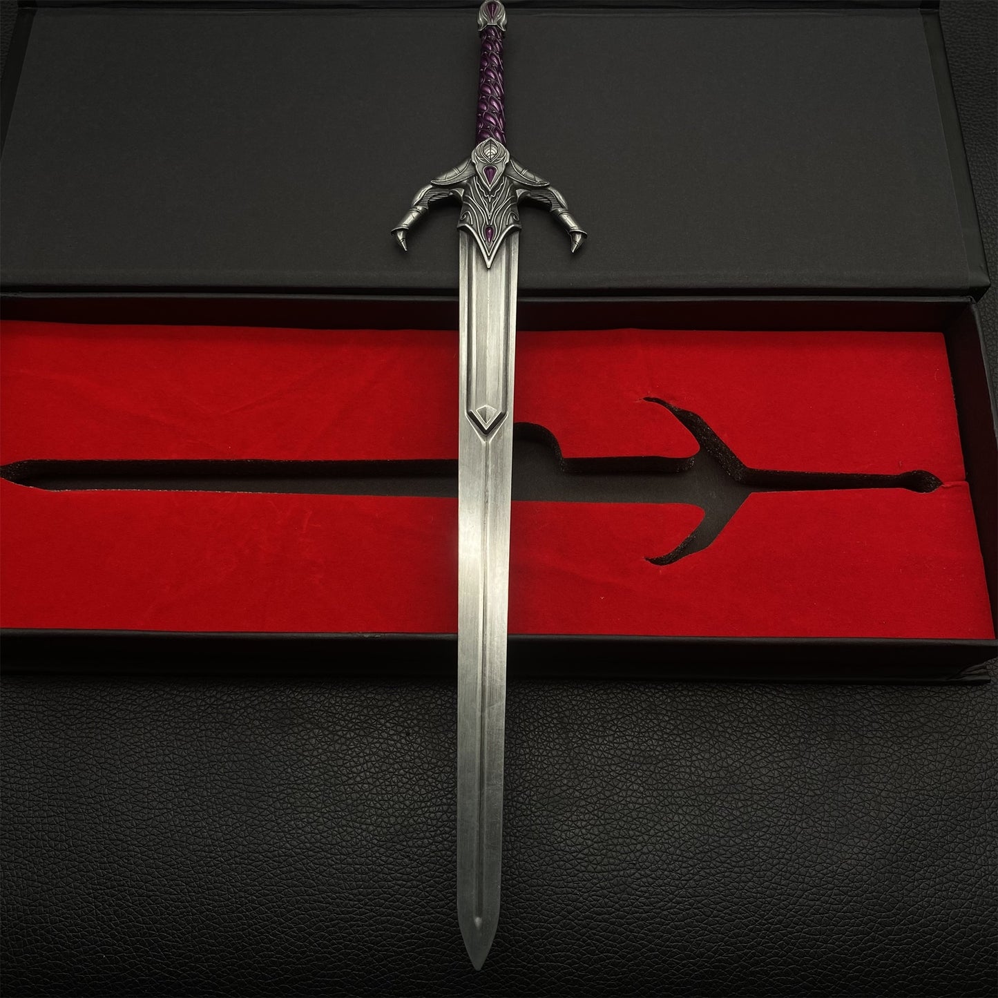 Umbra Sword Oblivion Metal Replica 1/3 Scale