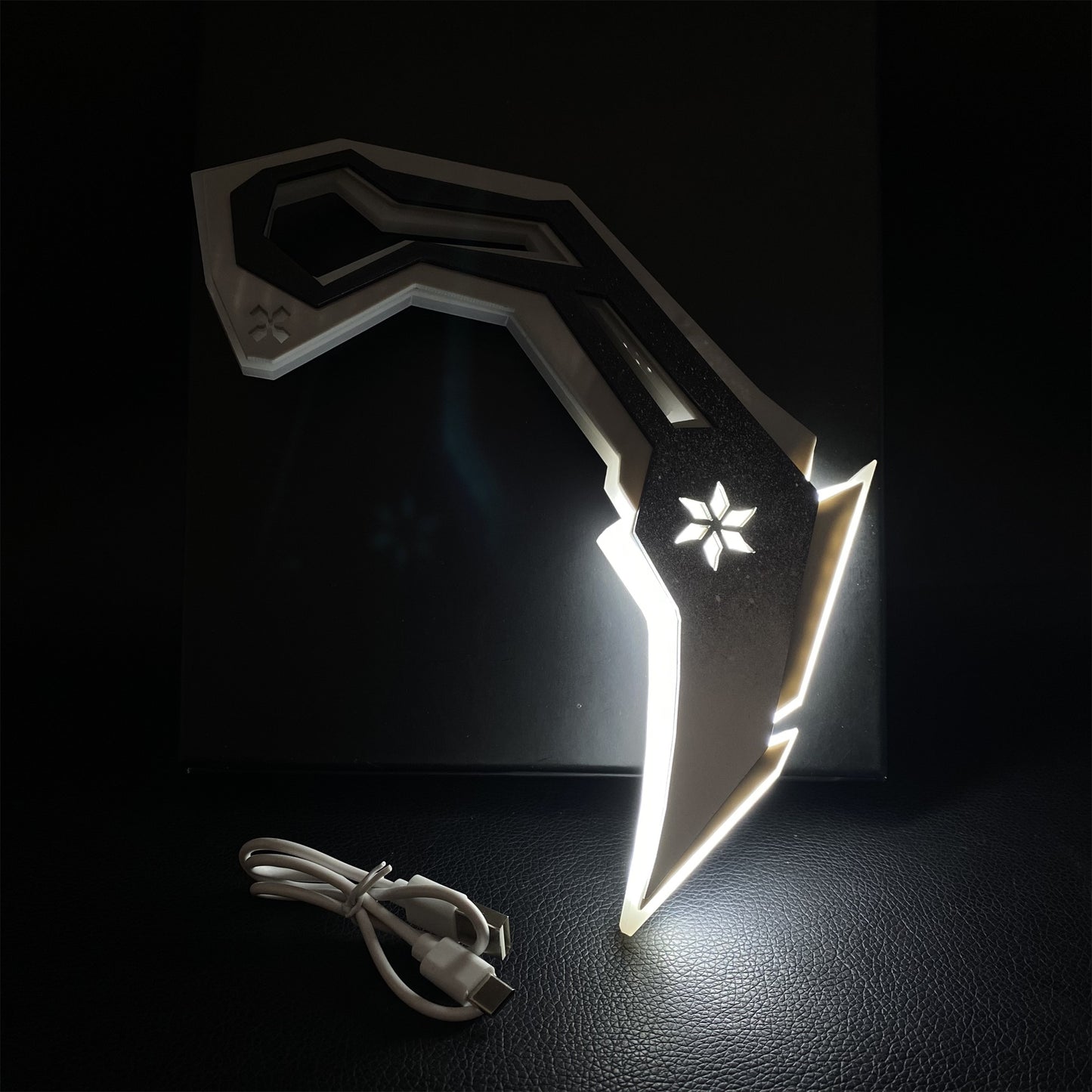 VCT Acrylic Karambit Night Lamp Replica 3 Colors
