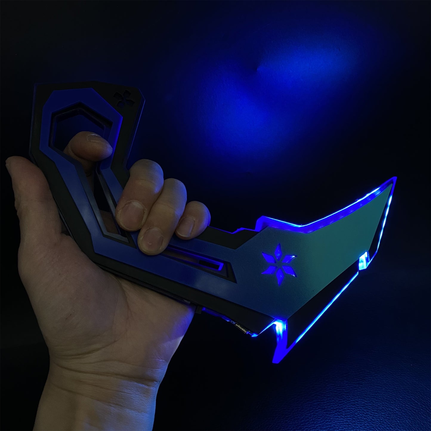 VCT Acrylic Karambit Night Lamp Replica 3 Colors