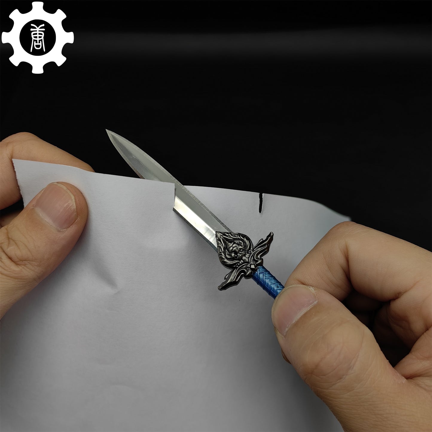 WOW Stormwind Sword Mini Metal Replica Unboxing Tool