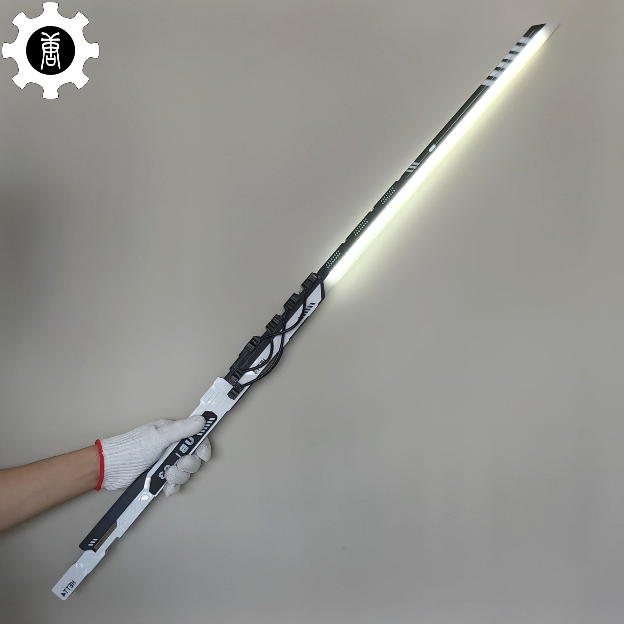 White Izanami Katana High-End Game Cosplay Prop – Leones Marvelous