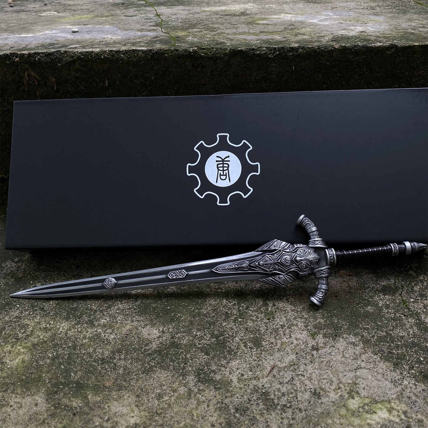 Soul Game Classical Wolf Knight's Greatsword Metal Replica 1/6 Scale