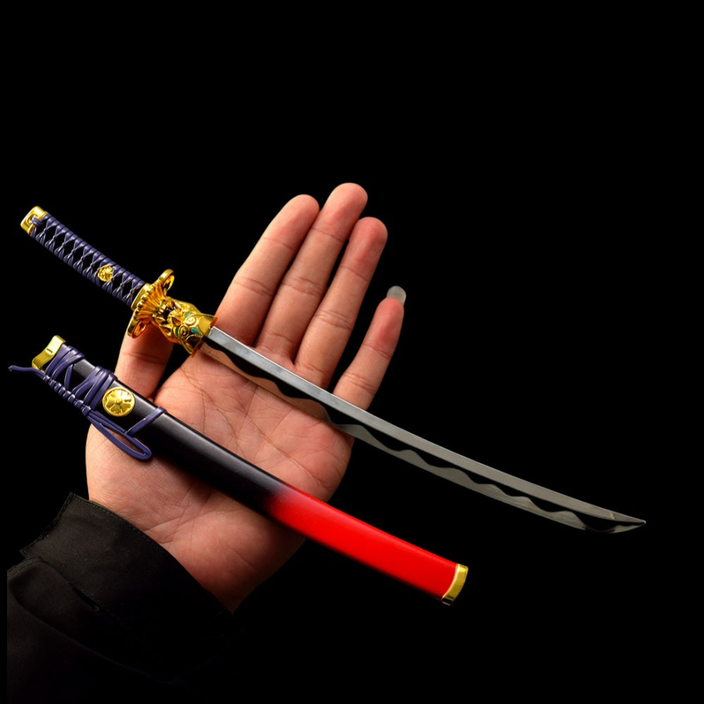 Mini-Scale Val Props Collective Metal Knife Fan Art