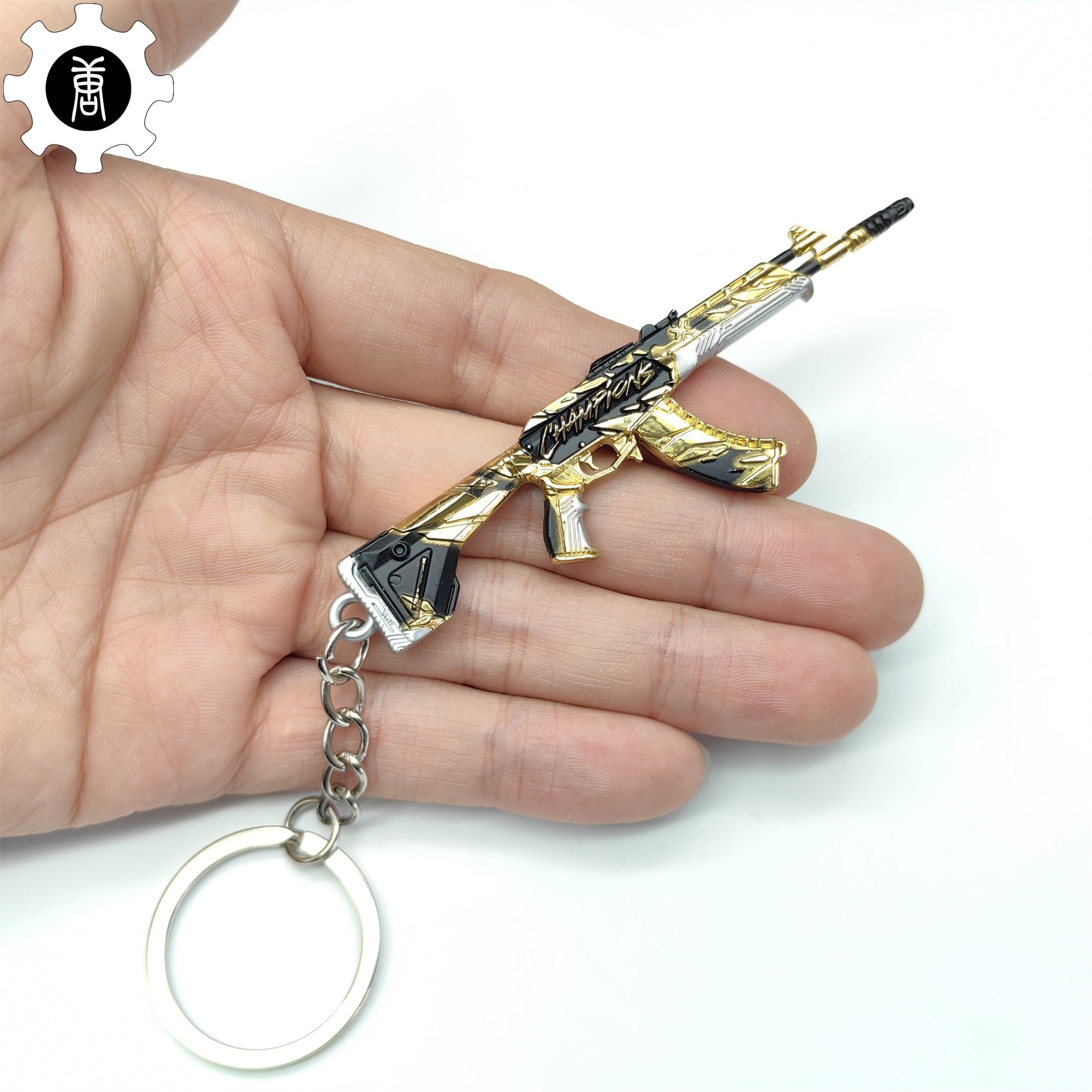 Tiny Champions 2021 Vandal Gun Metal Keychain – Leones Marvelous Items