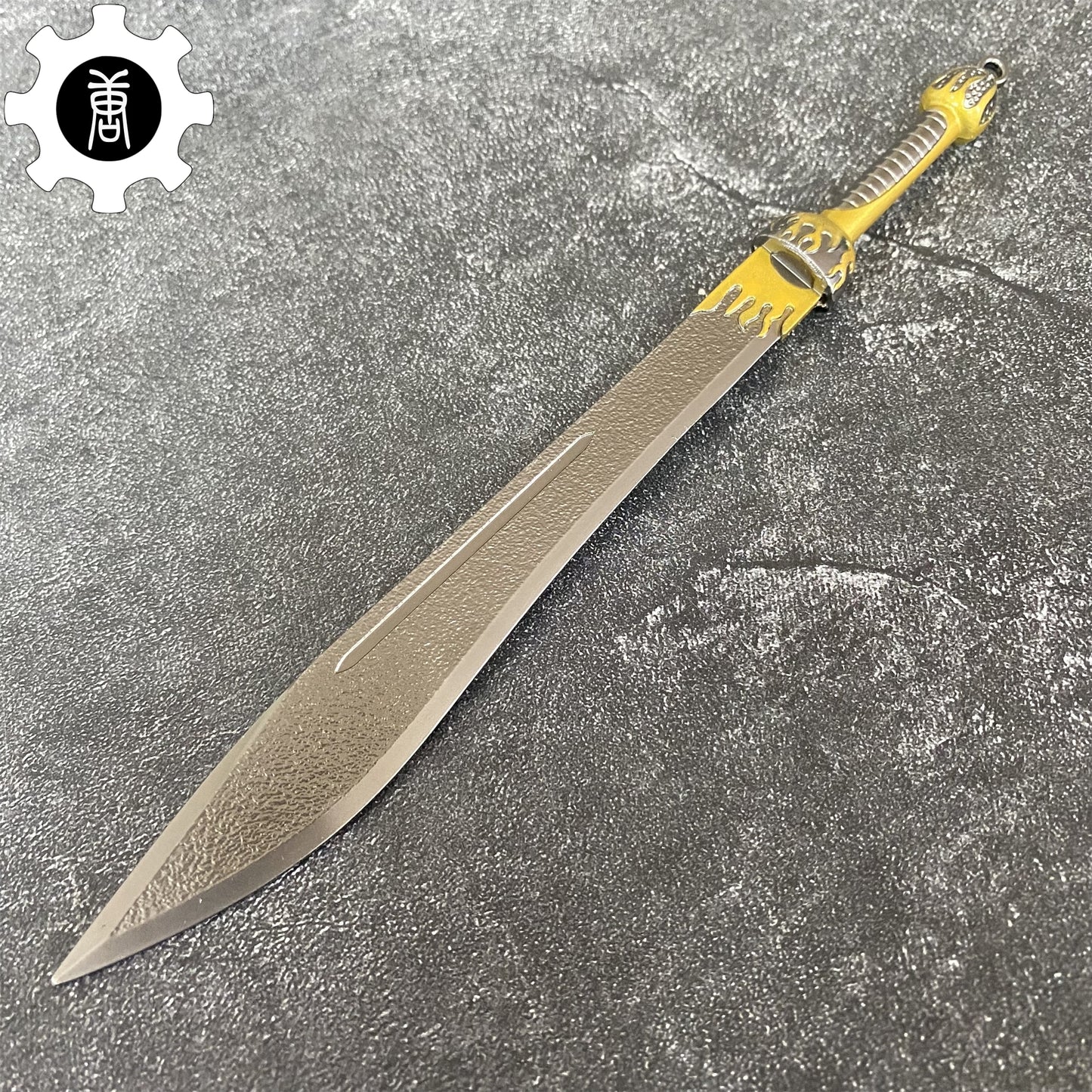 Chinese Movie Outlaws of the Marsh Hu Sanniang Greatsword