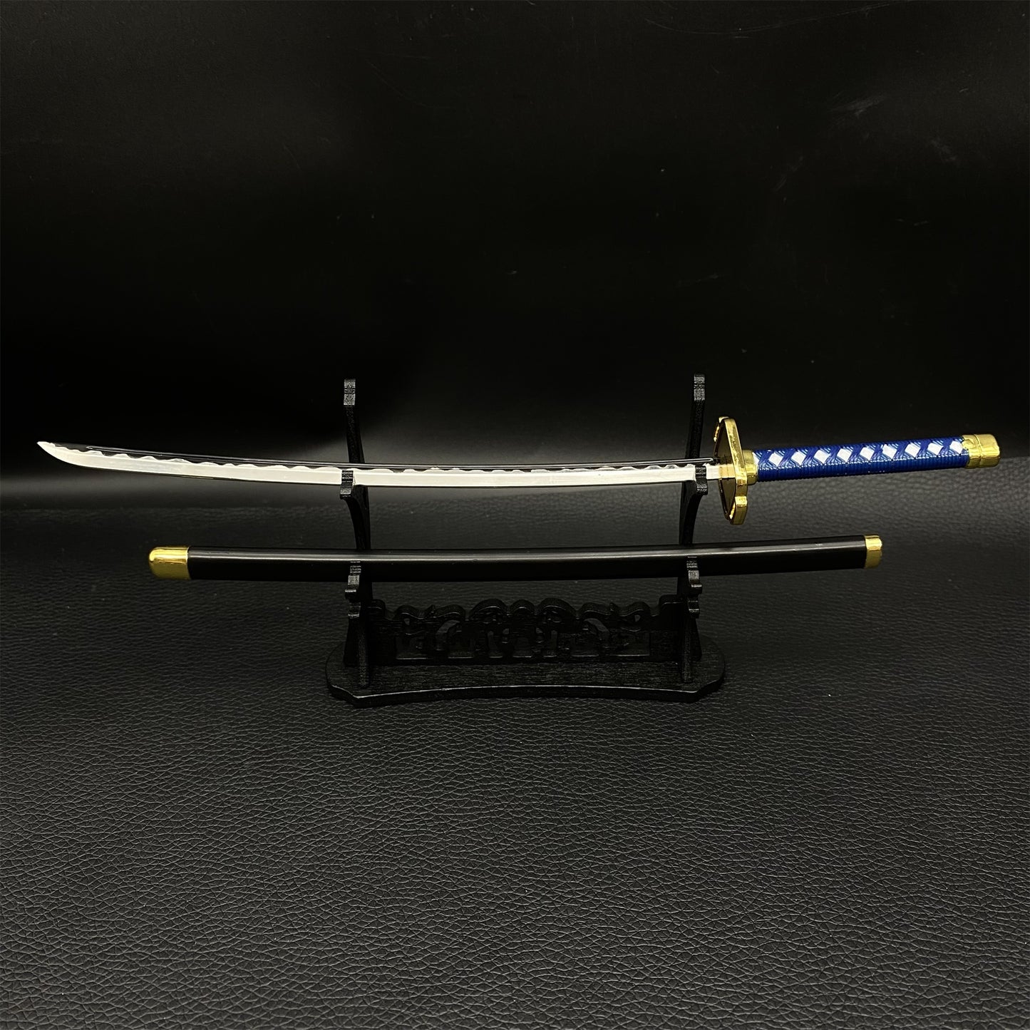 FF Series Cloud Sword Sephiroth Katana Squall Gun Blade 9 In 1 Pack