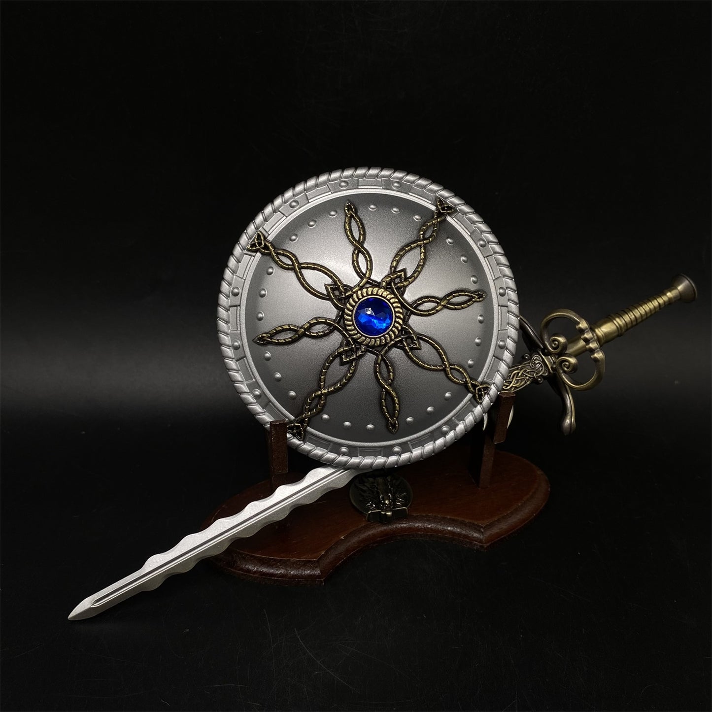 Dark Ruler's Great Shield Rough-tooth Saw The Spear of Resurrection Metal Replica