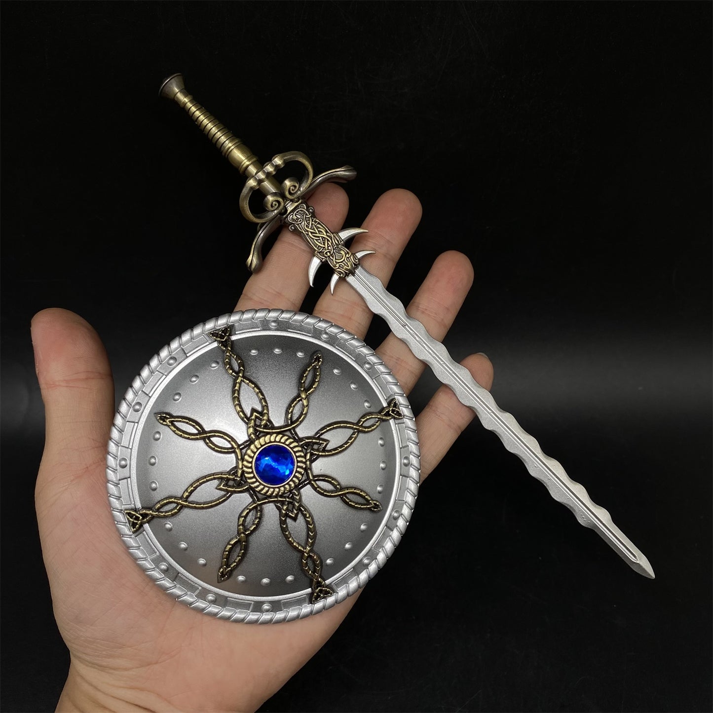 Dark Ruler's Great Shield Rough-tooth Saw The Spear of Resurrection Metal Replica