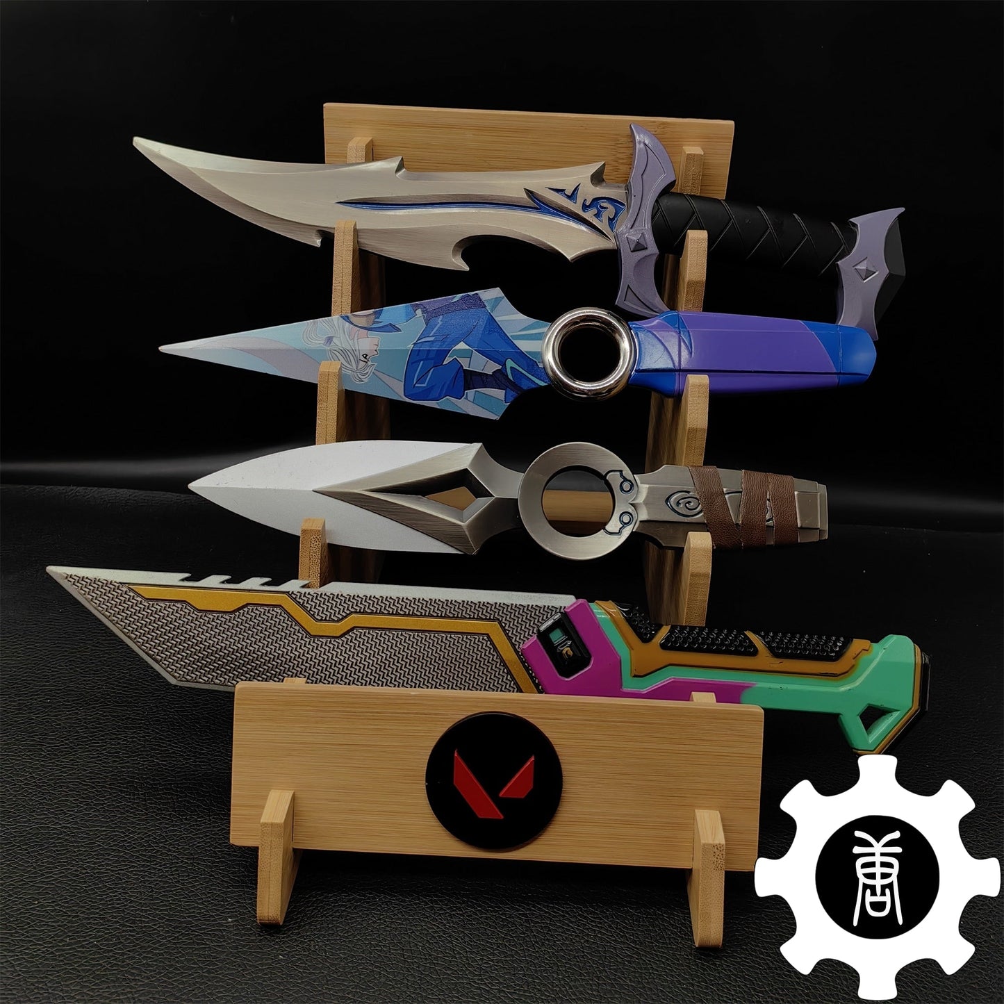 Game Knife Display Stand High-End 4-Layer Wooden Holder