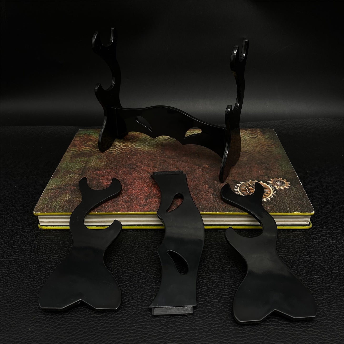 Mini-Scale Val Props Collective Metal Knife Fan Art