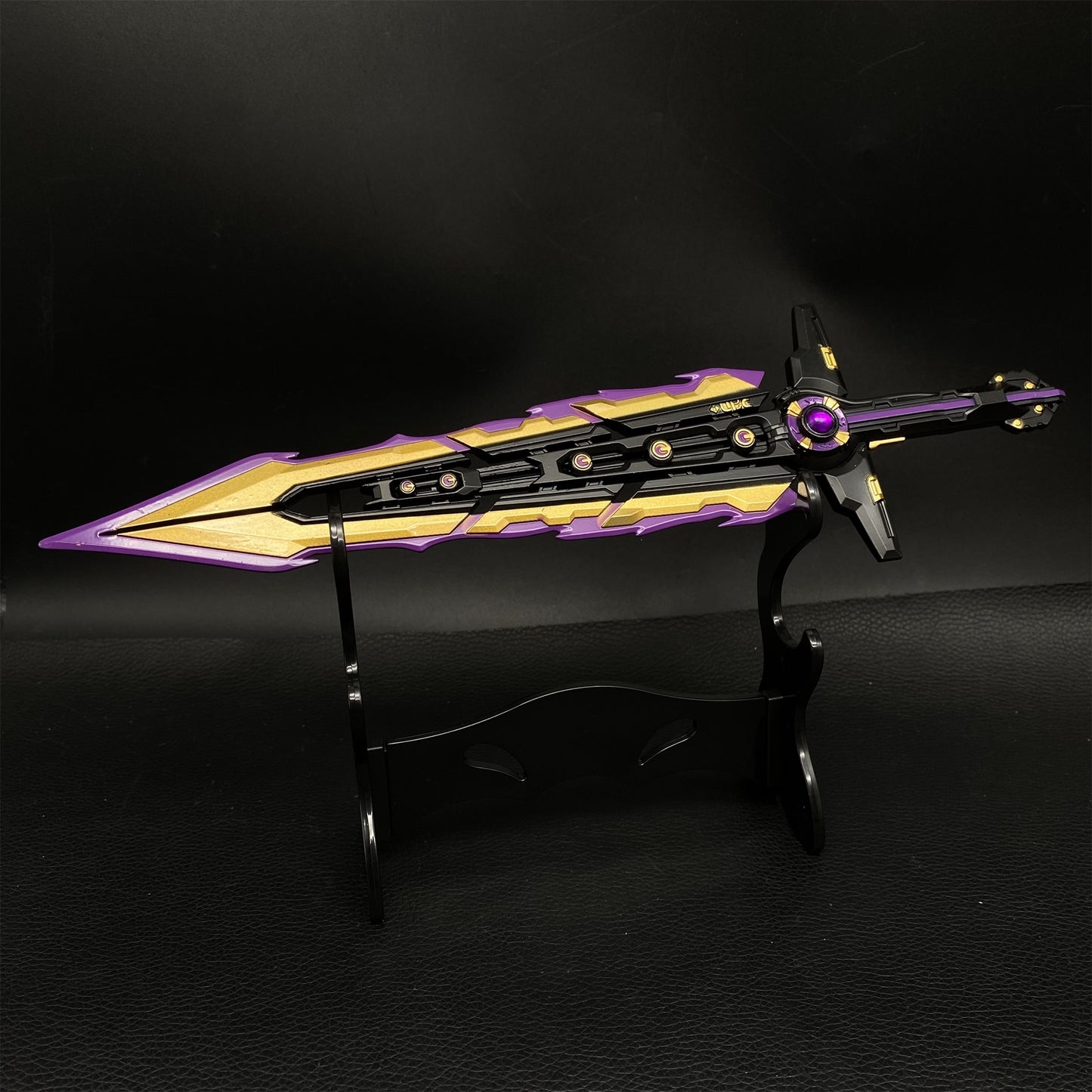 Mini-Scale Val Props Collective Metal Knife Fan Art
