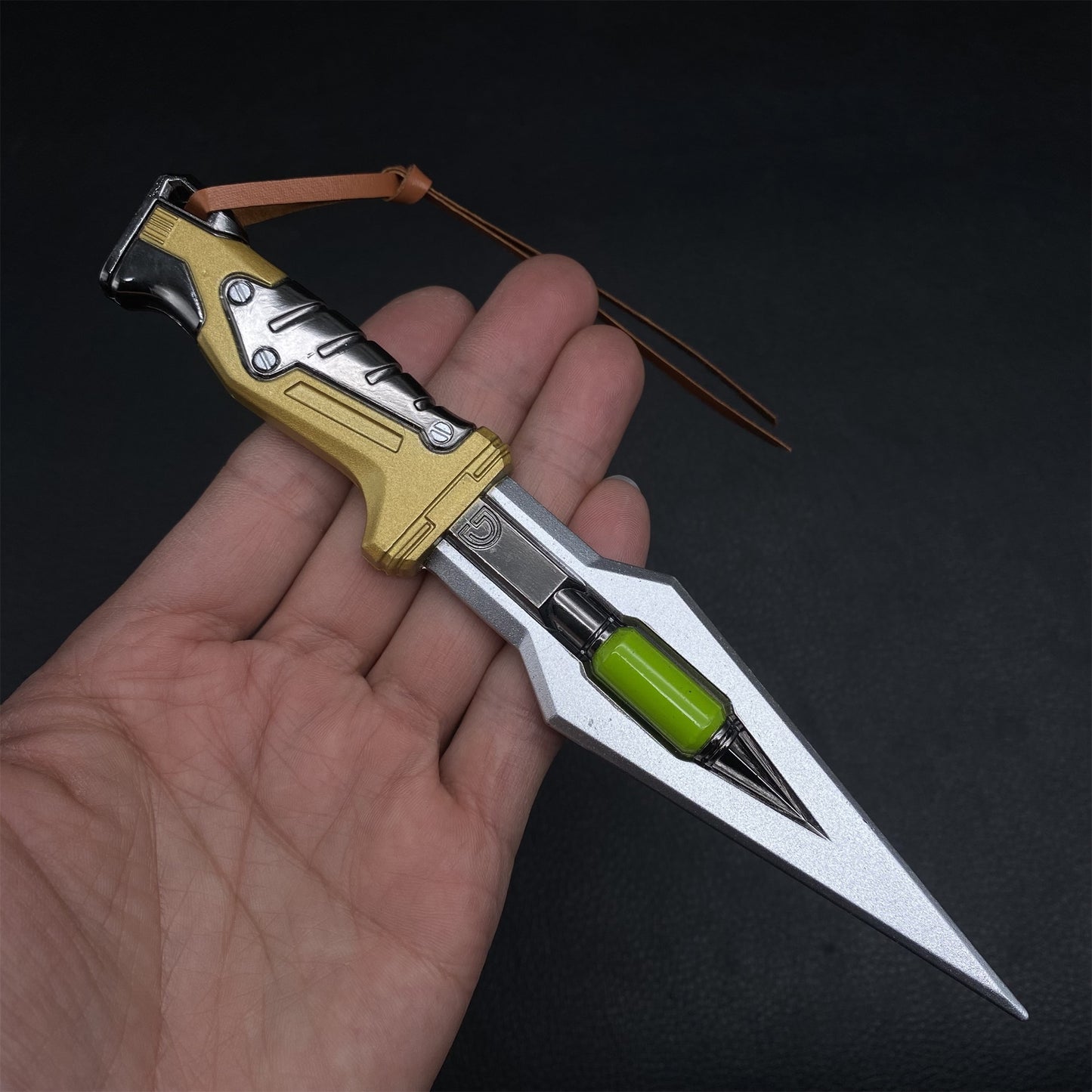 Mini-Scale Val Props Collective Metal Knife Fan Art