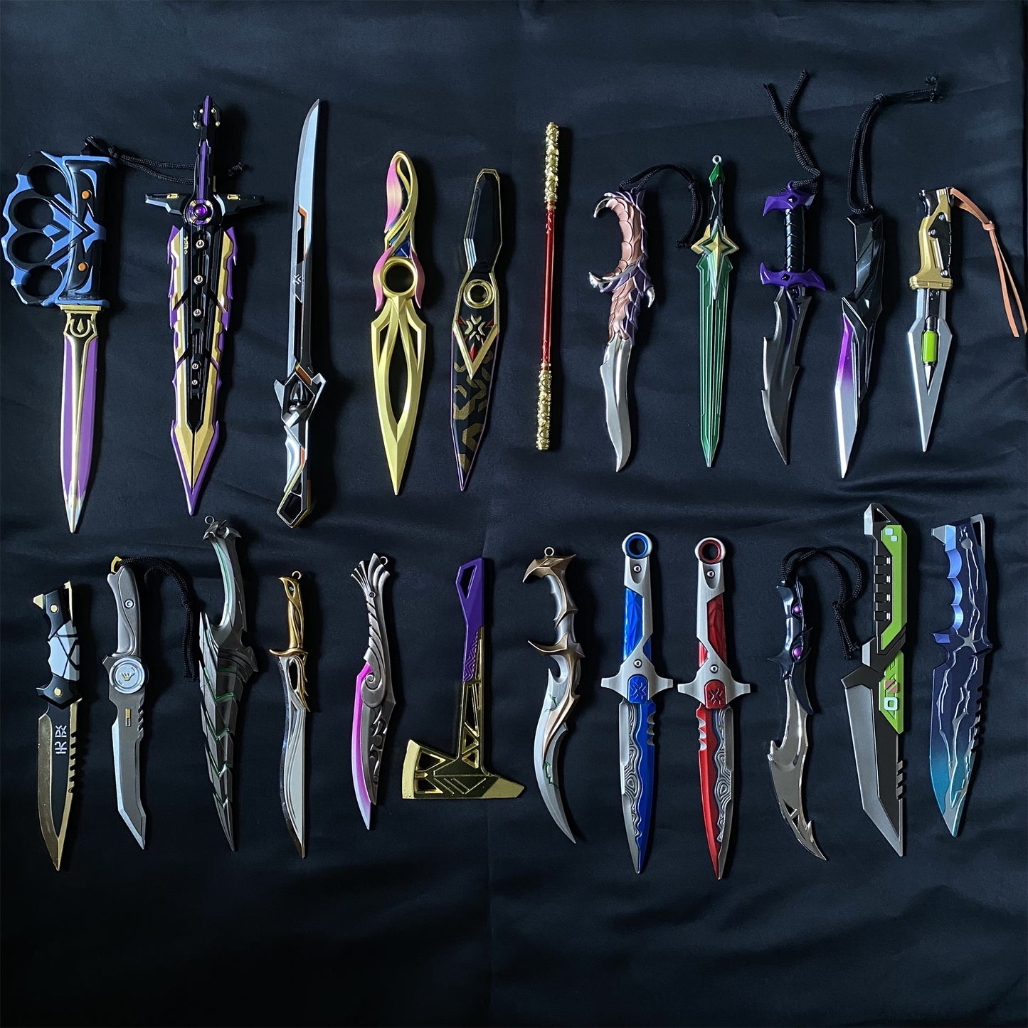 Mini-Scale Val Props Collective Metal Knife Fan Art