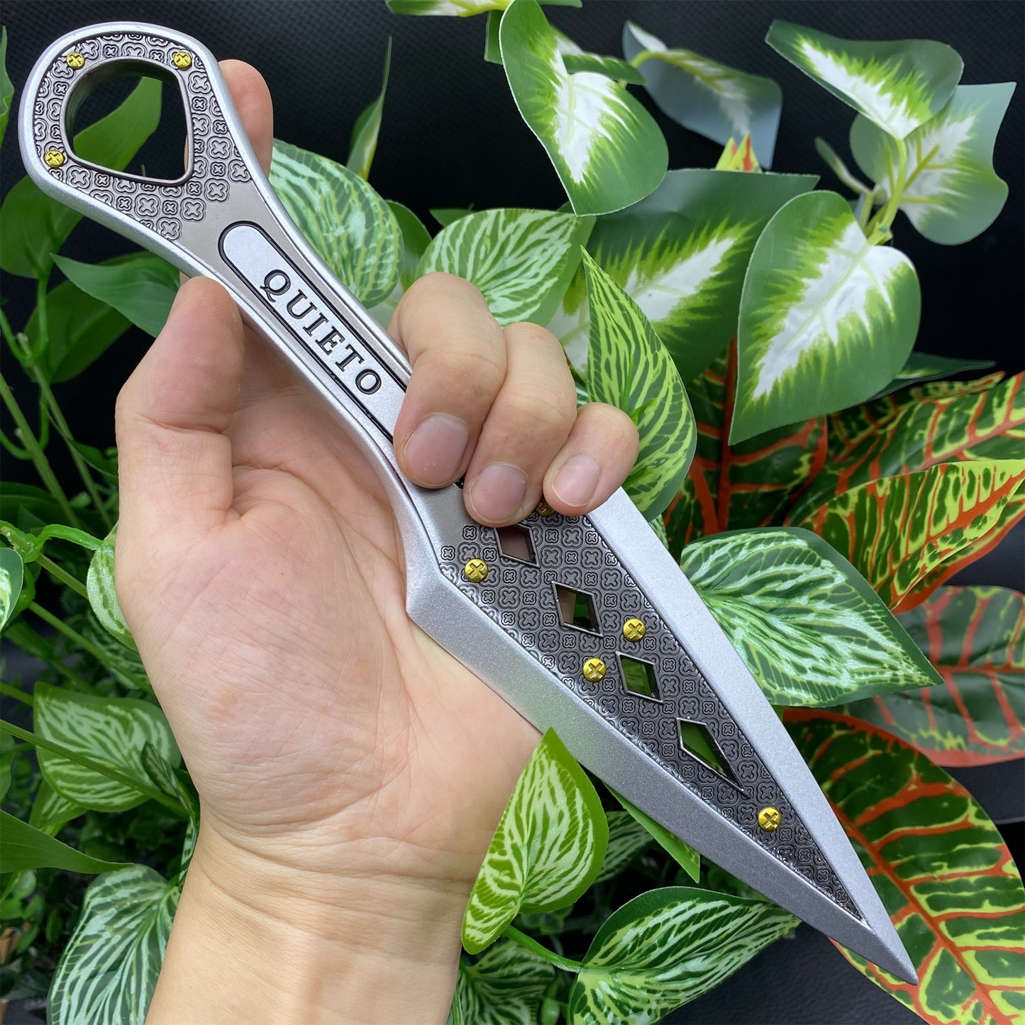 The Most Accurate Wraith Kunai 1:1 Scale Metal Wraith Heirloom