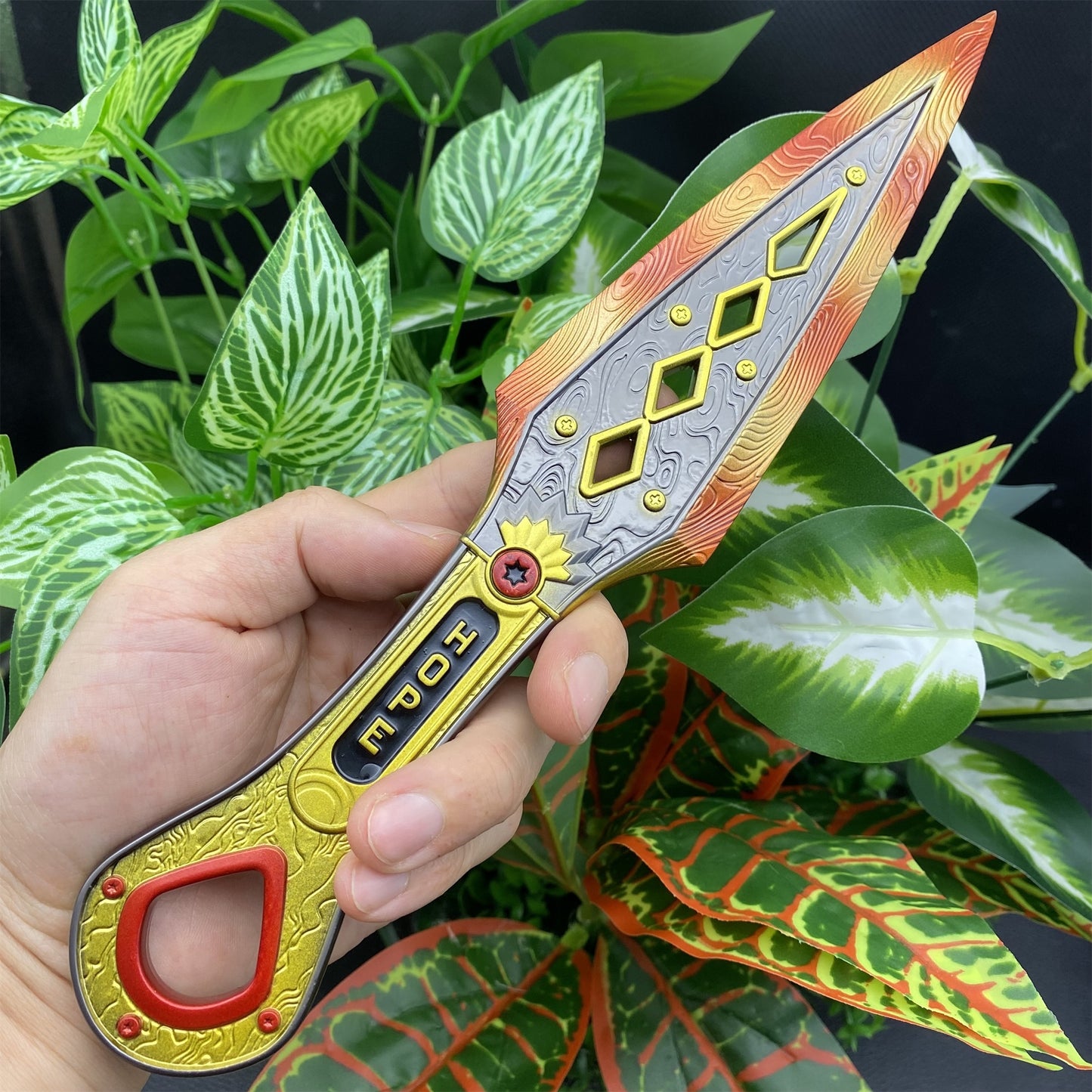 The Most Accurate Wraith Kunai 1:1 Scale Metal Wraith Heirloom