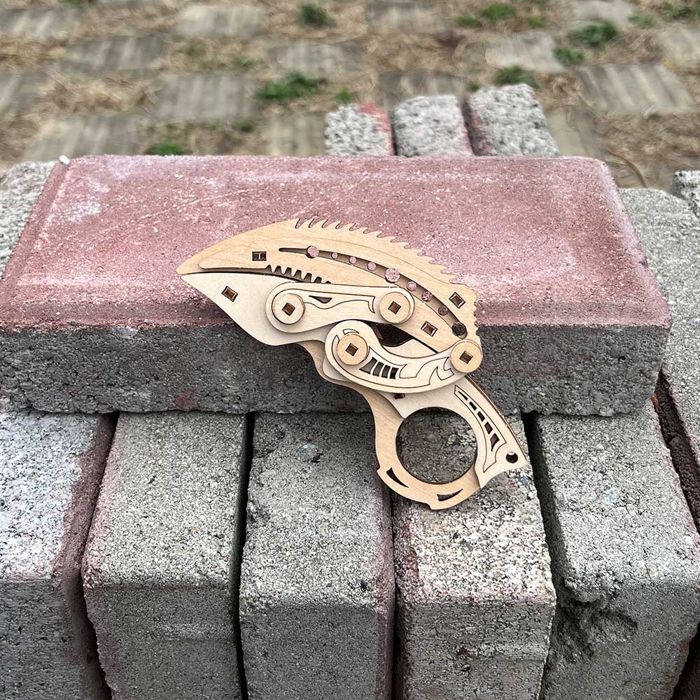 6 Cool Wooden Knife Model Kit 3D Blade Puzzle Toy