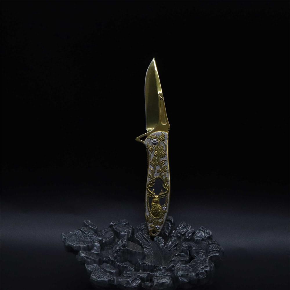 Fantastic Reindeer in the Mirror Folding Knife