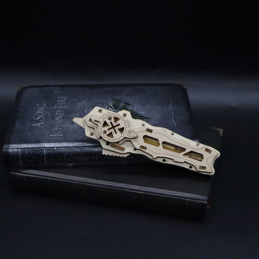 6 Cool Wooden Knife Model Kit 3D Blade Puzzle Toy